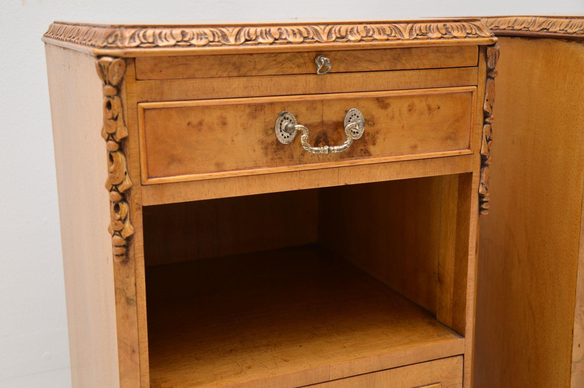 Pair of Antique Burr Walnut Bedside Cabinets 5