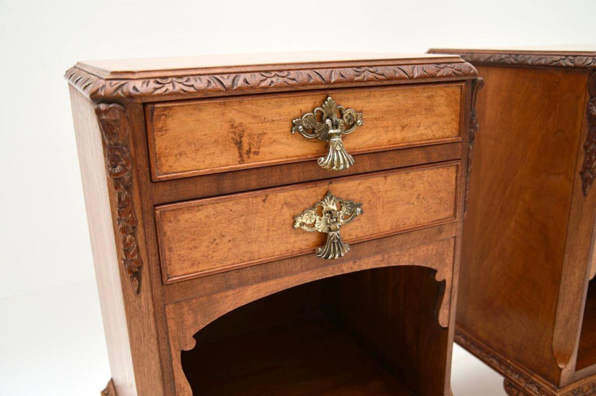 Pair of Antique Burr Walnut Bedside Cabinets 1