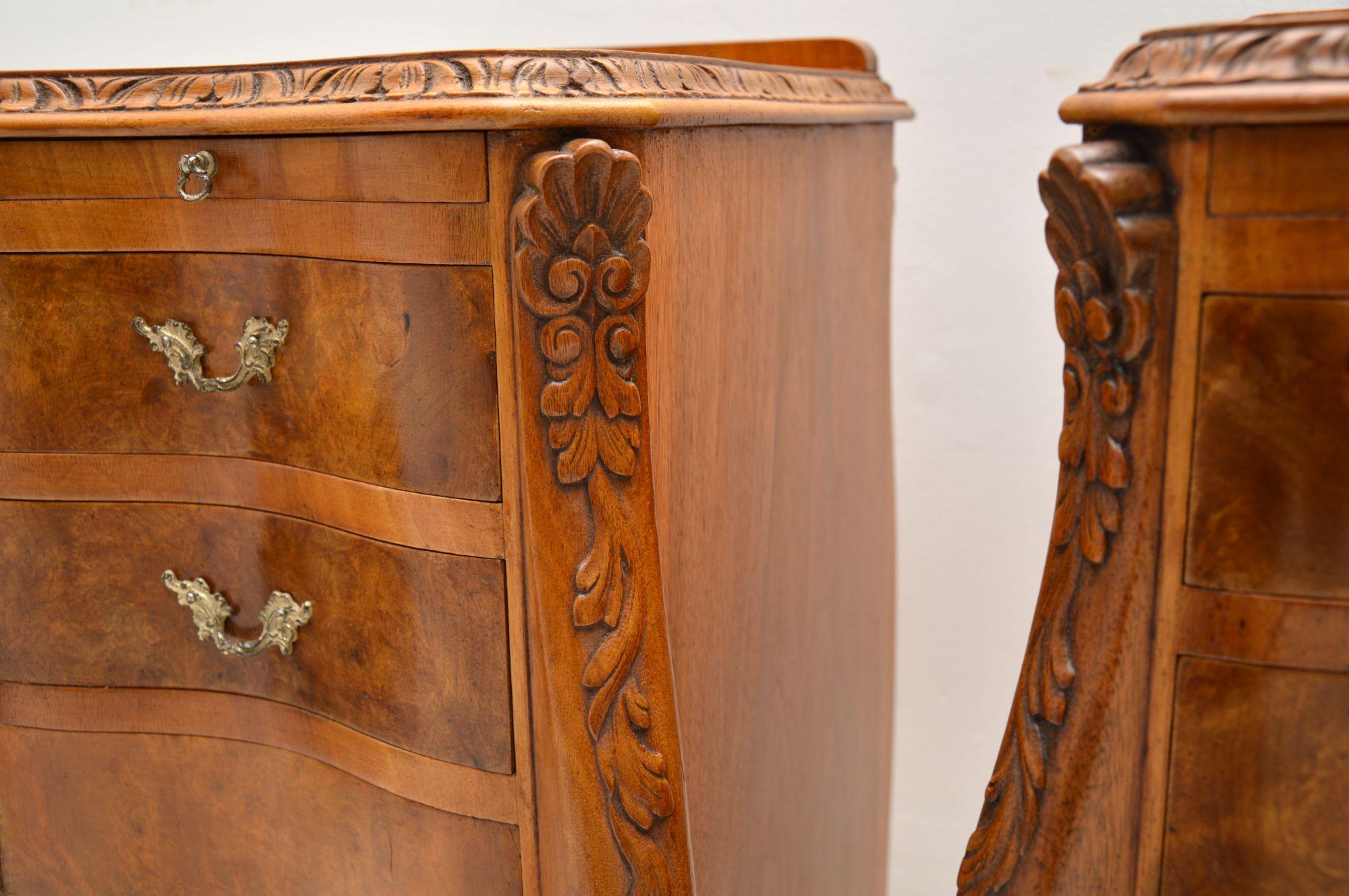 Pair of Antique Burr Walnut Bedside Cabinets 1