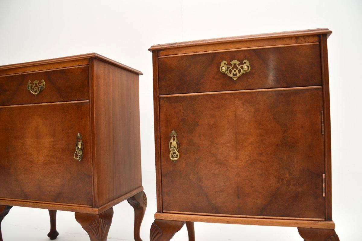 Pair of Antique Burr Walnut Bedside Cabinets 3