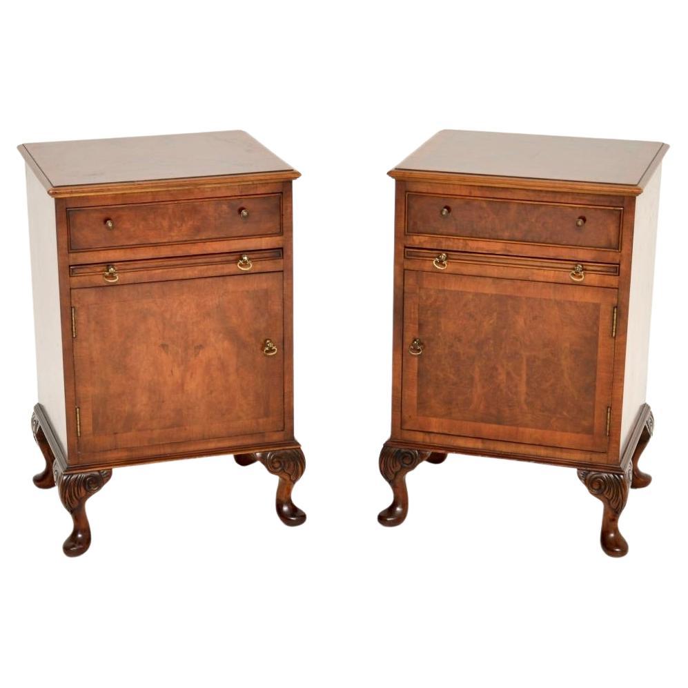 Coppia di comodini antichi in radica di noce