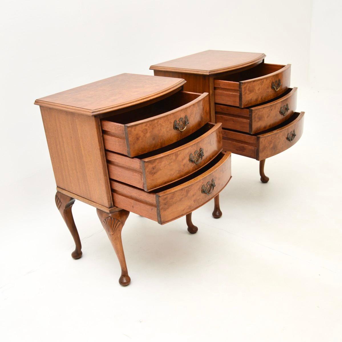 Pair of Antique Burr Walnut Bedside Chests In Good Condition In London, GB