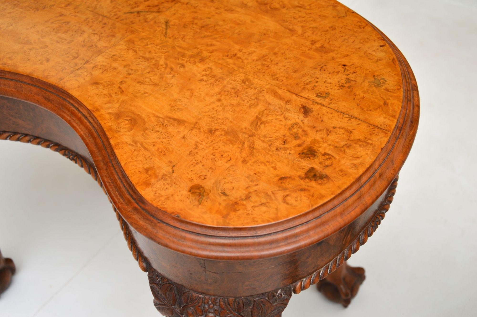 Pair of Antique Burr Walnut Kidney Side Tables 5