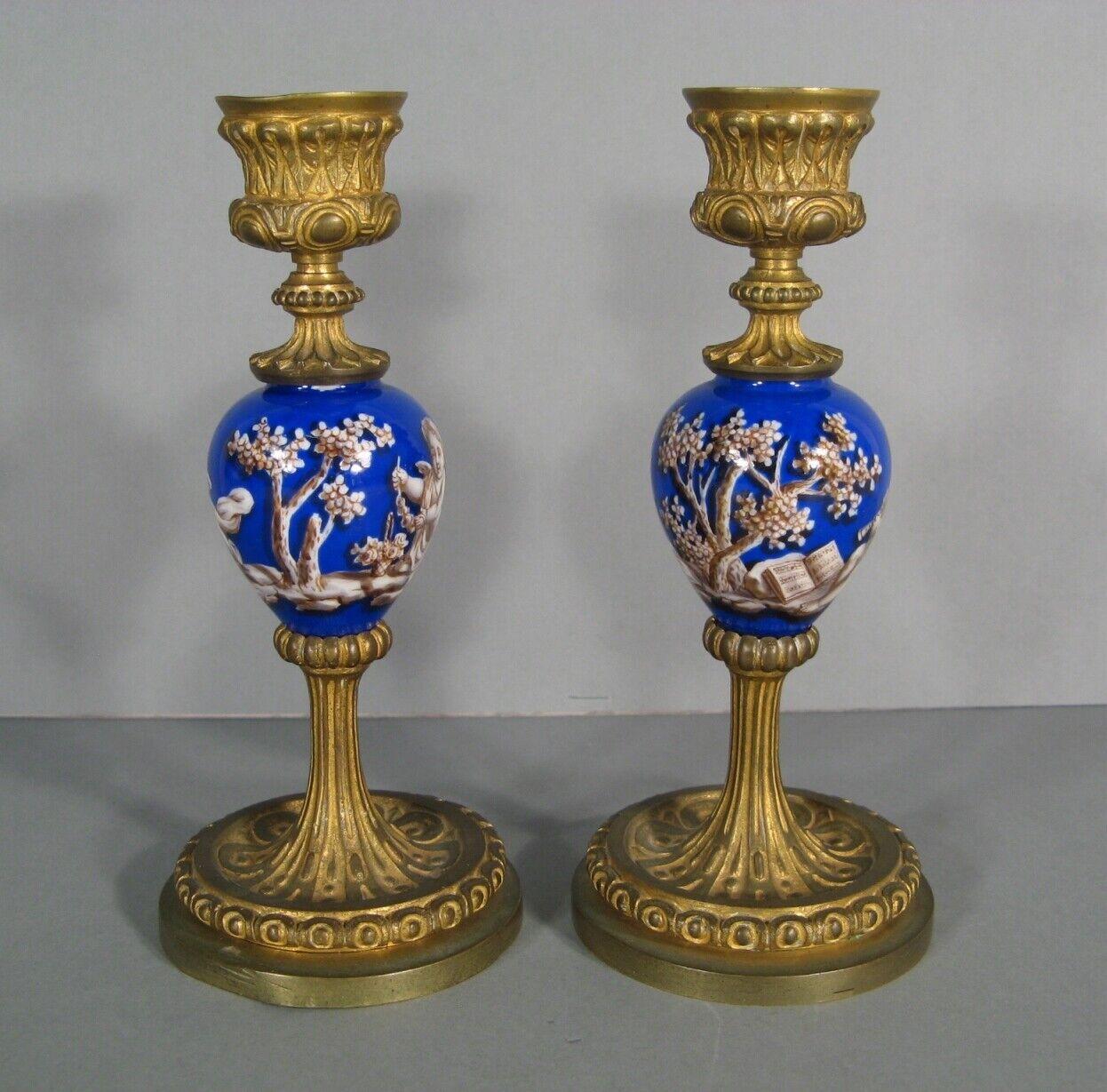 Pair of Antique Candlesticks in Romantic Style with Putti Decor - 1Y161 In Good Condition In Bordeaux, FR