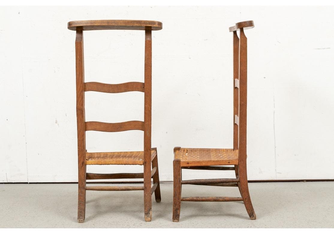 Paire de chaises de coiffeuse françaises anciennes Bon état - En vente à Bridgeport, CT