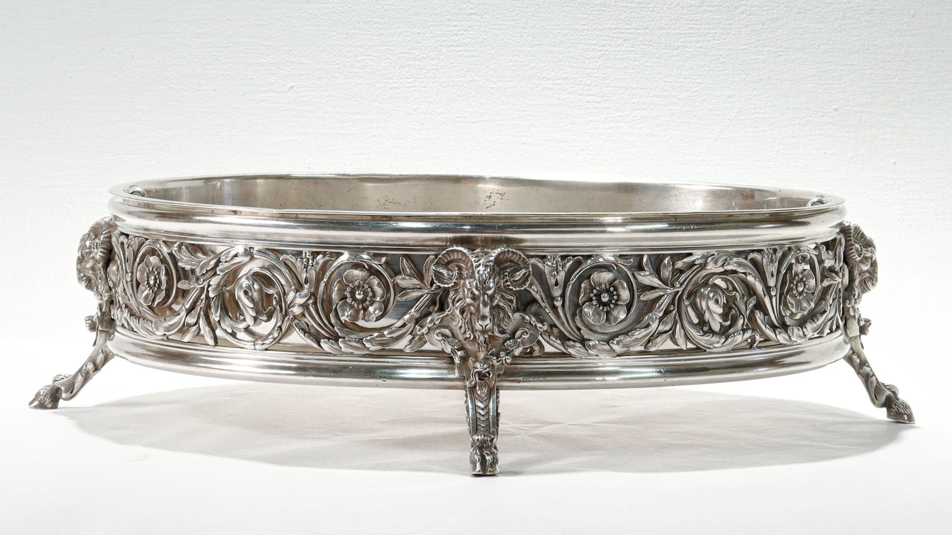 Belle Époque Pair of Antique Cardeilhac Paris French Silvered Bronze Centerpiece Bowls For Sale