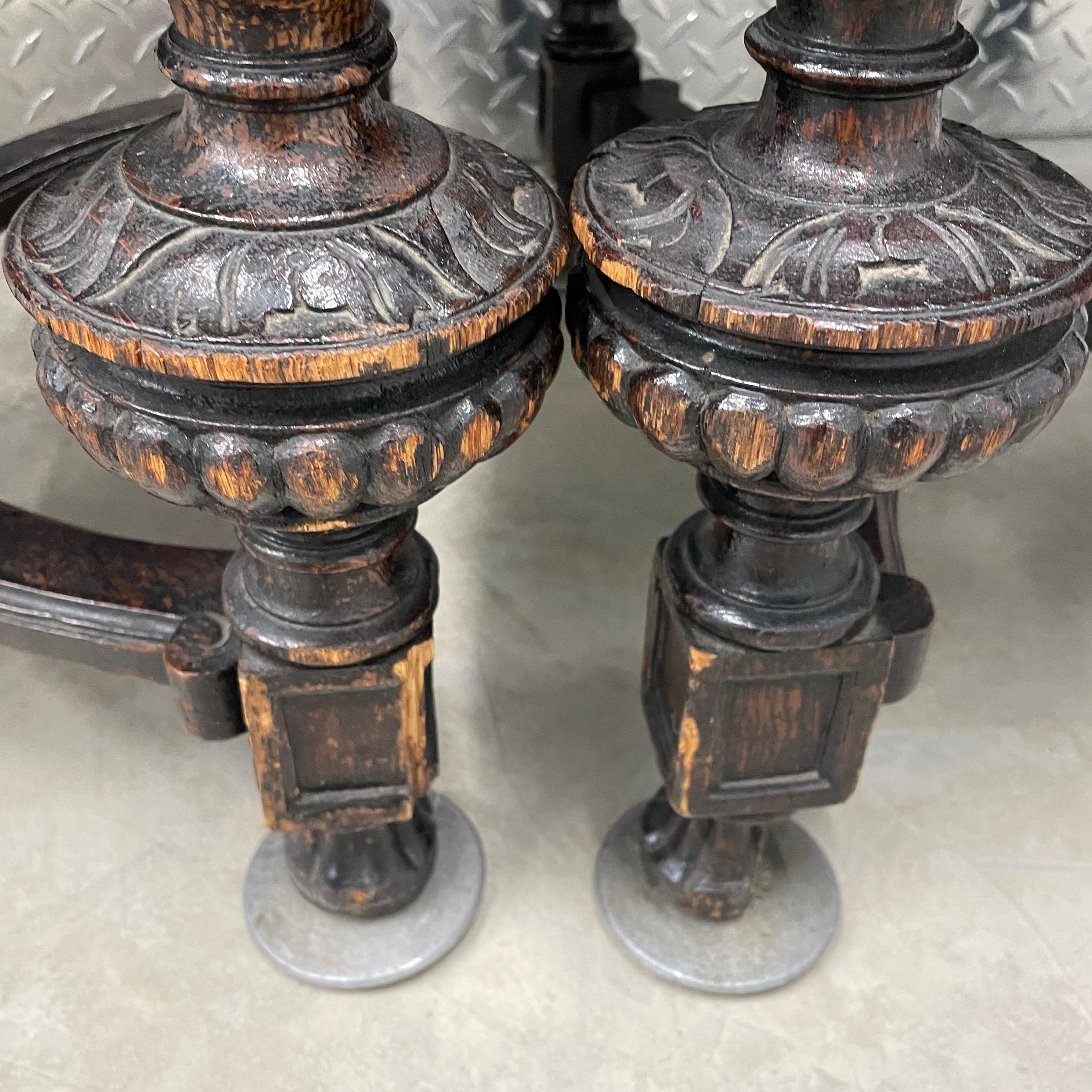 Paire de chaises d'appoint anciennes en bois dur sculpté, début du 20e siècle en vente 4
