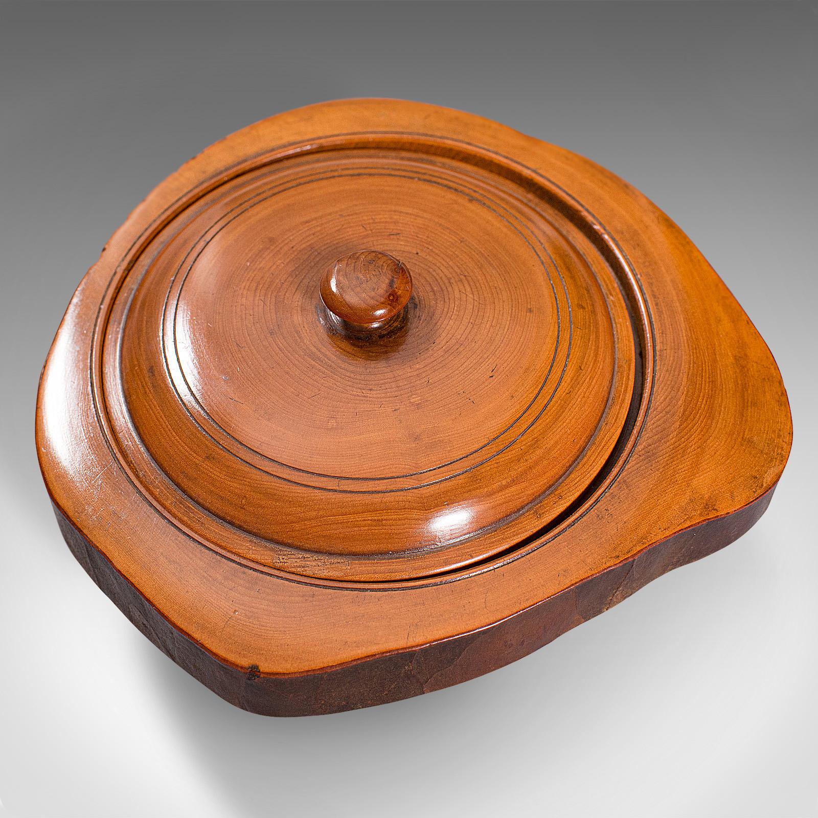 Pair of Antique Carved Lidded Bowls, Treen, English, Yew, Victorian, circa 1900 For Sale 3