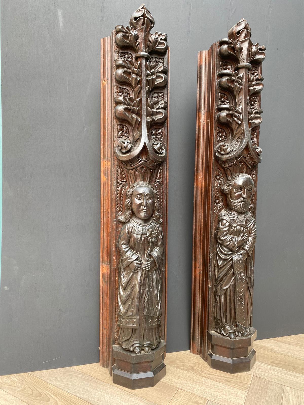 Pair of Antique Carved Oak Figures 4