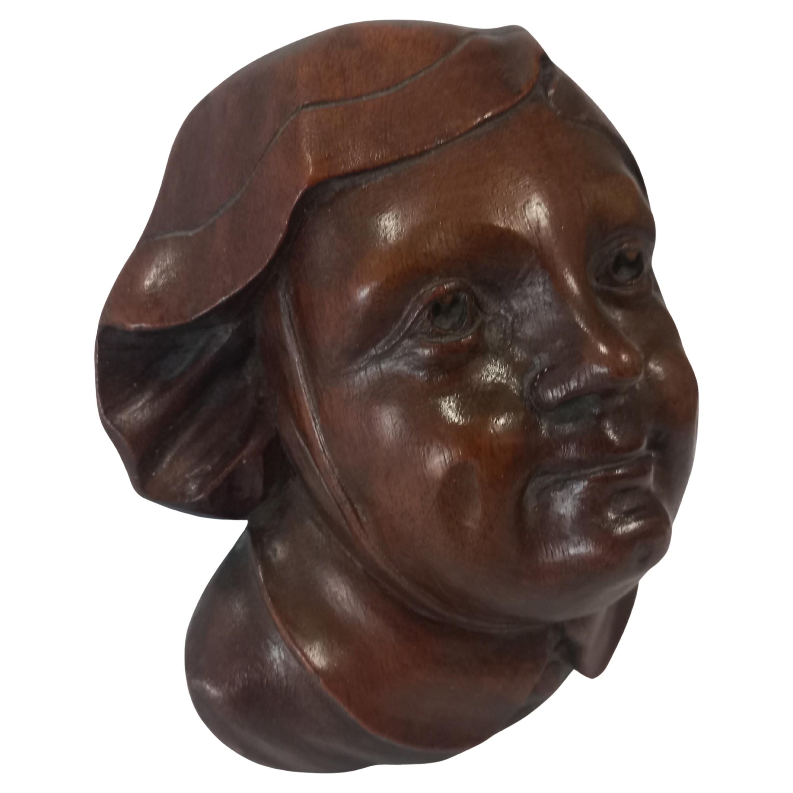 Paar antike geschnitzte Wandskulpturen im Angebot 1