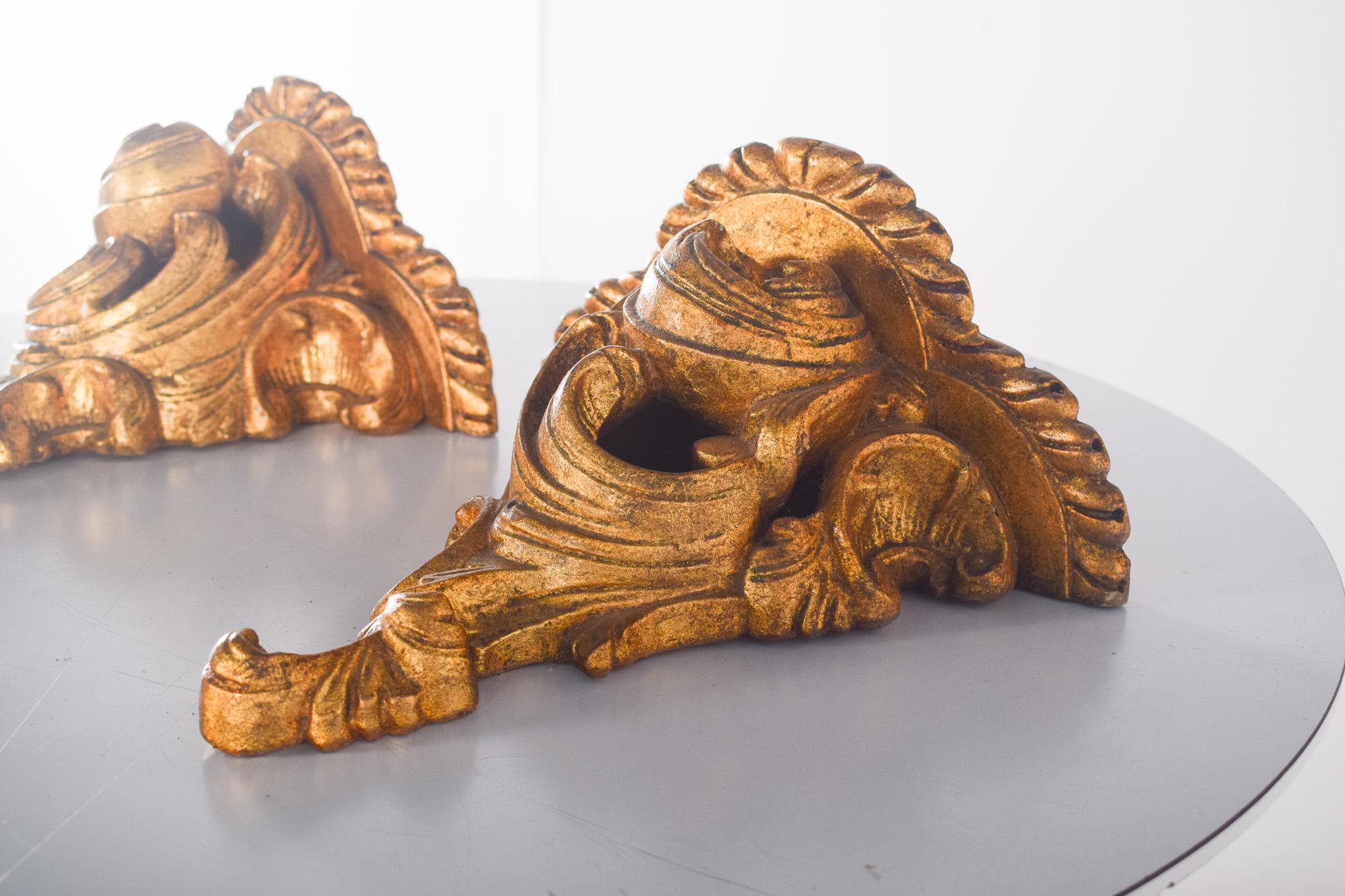 Mid-Century Modern Pair of Antique Carved Wooden Pedestals For Sale