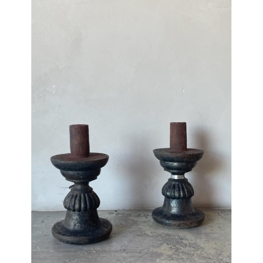 Pair of Antique Cast Iron Balusters In Good Condition For Sale In Scottsdale, AZ