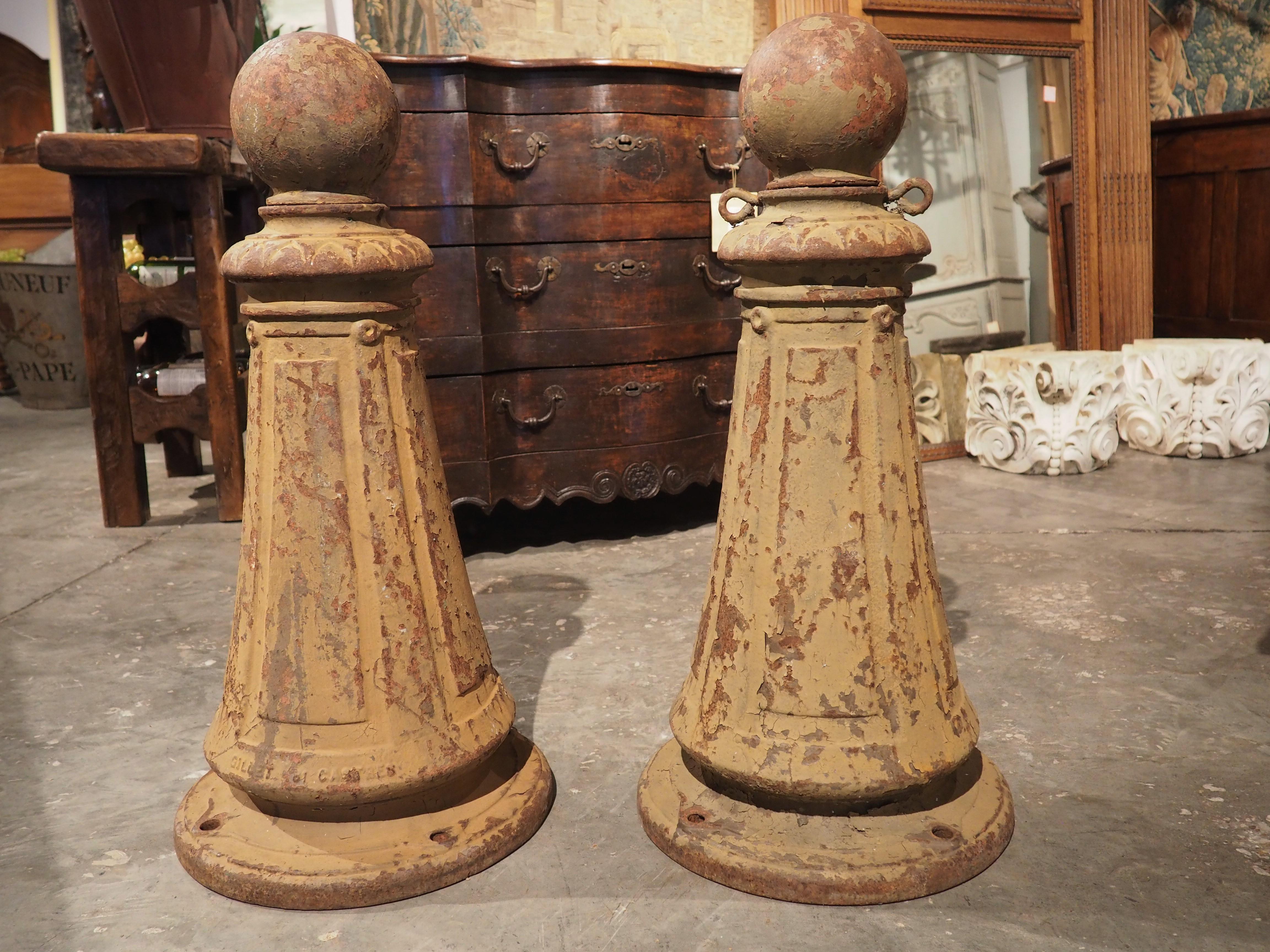 Pair of Antique Cast Iron Bollards from La Ciotat, France, Circa 1900 4