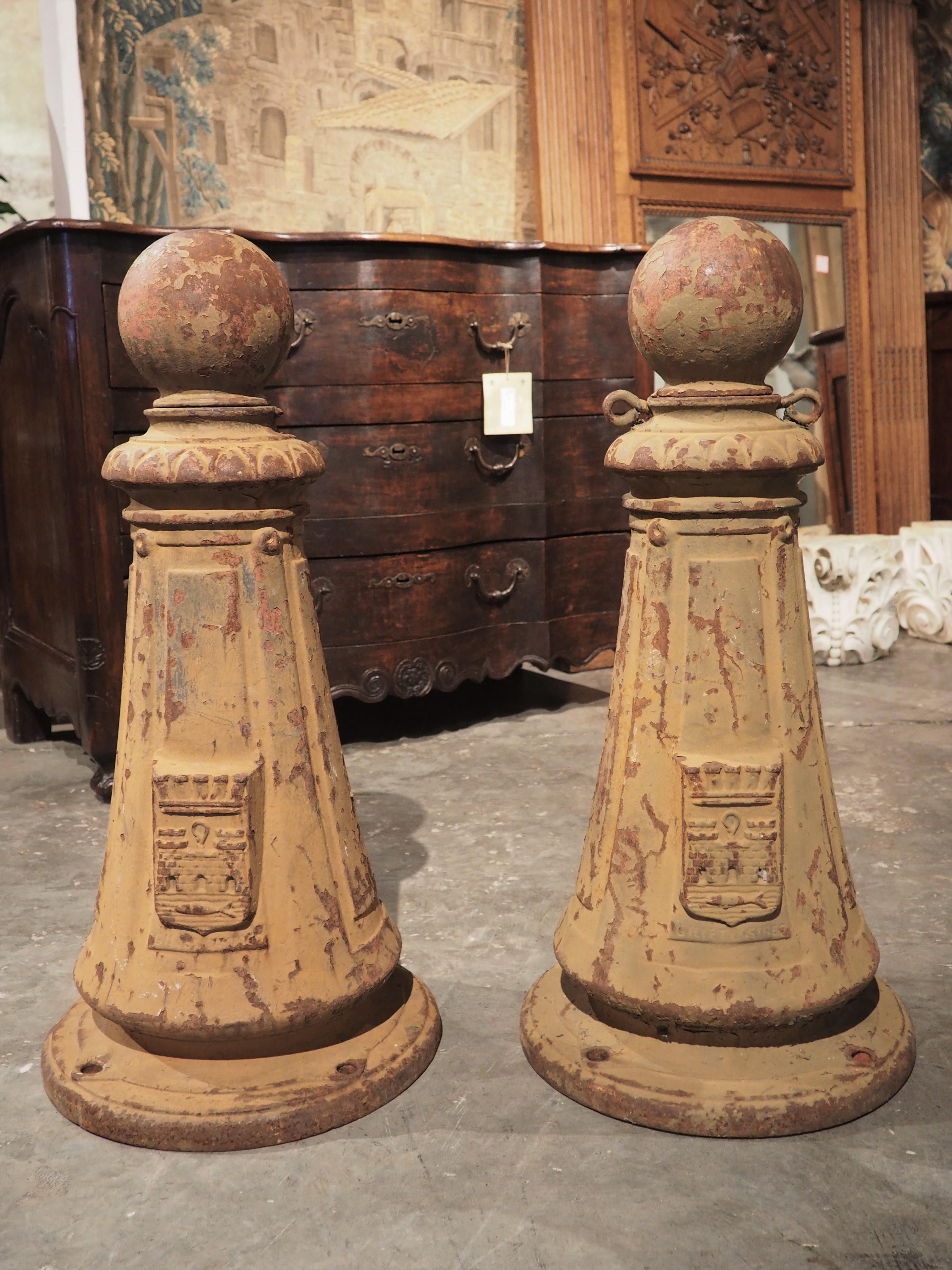 Pair of Antique Cast Iron Bollards from La Ciotat, France, Circa 1900 6