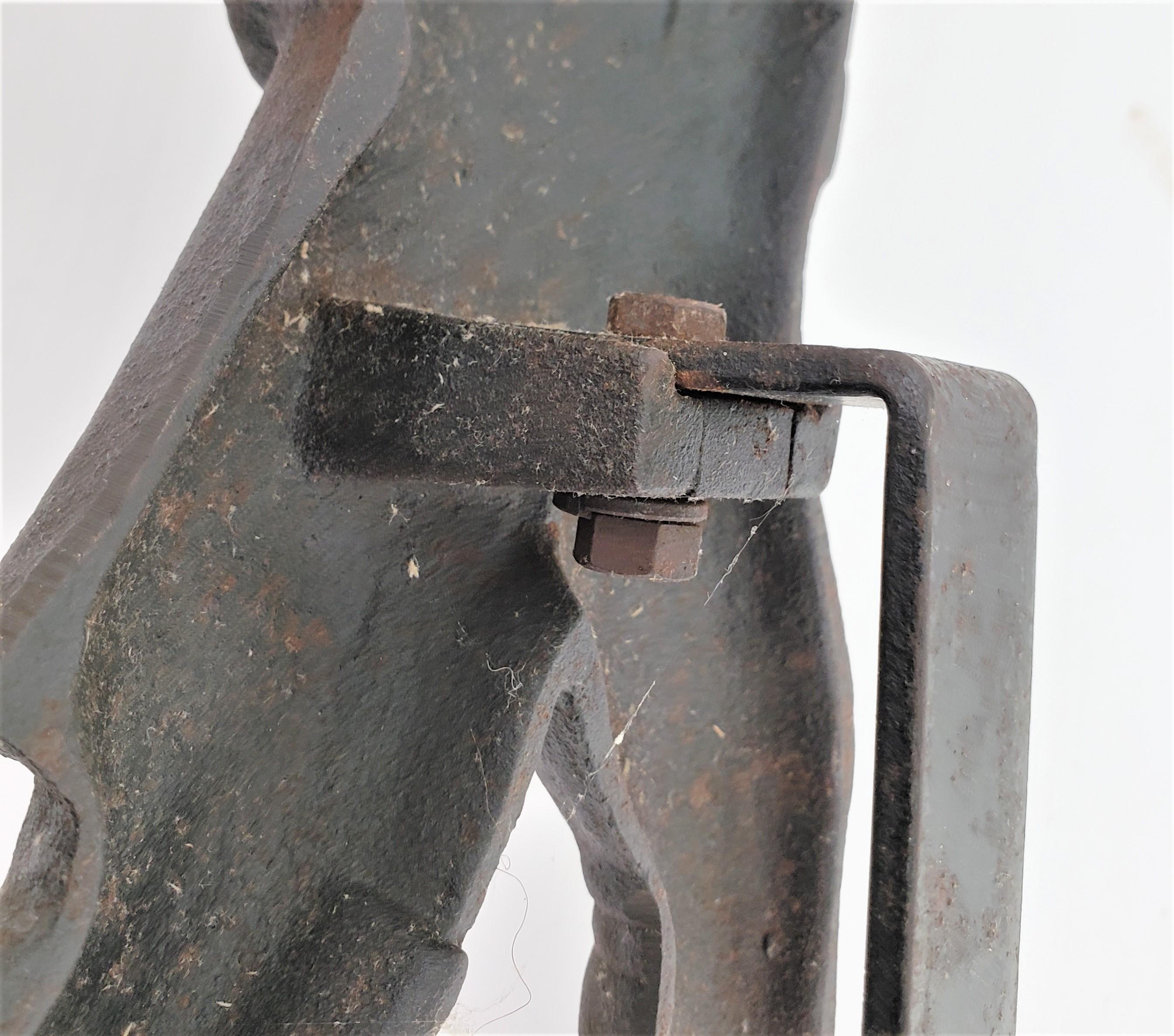 Paire de chenets de cheminée en métal moulé Figural Soldier Antique en vente 3