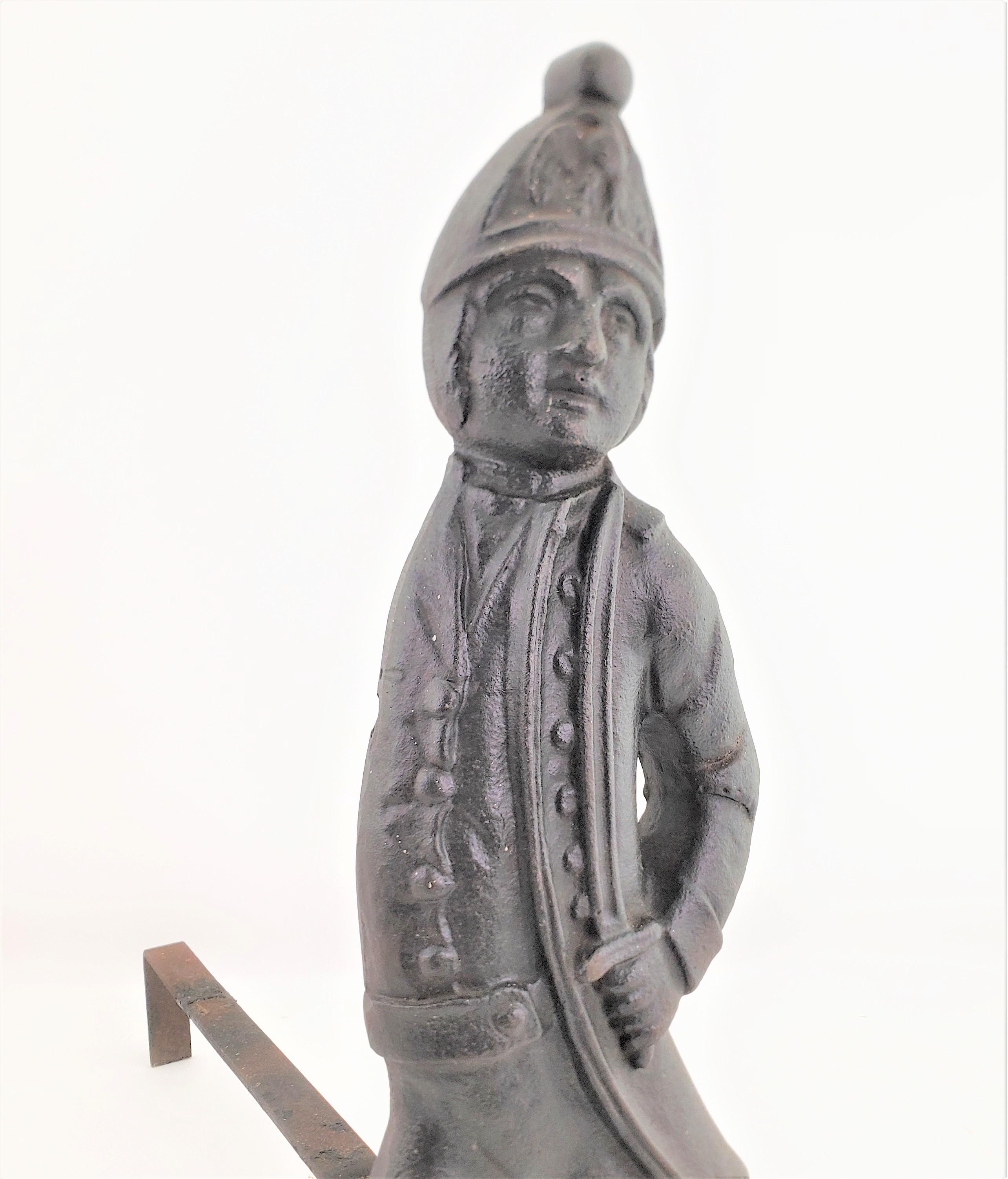 Paire de chenets de cheminée en métal moulé Figural Soldier Antique en vente 1