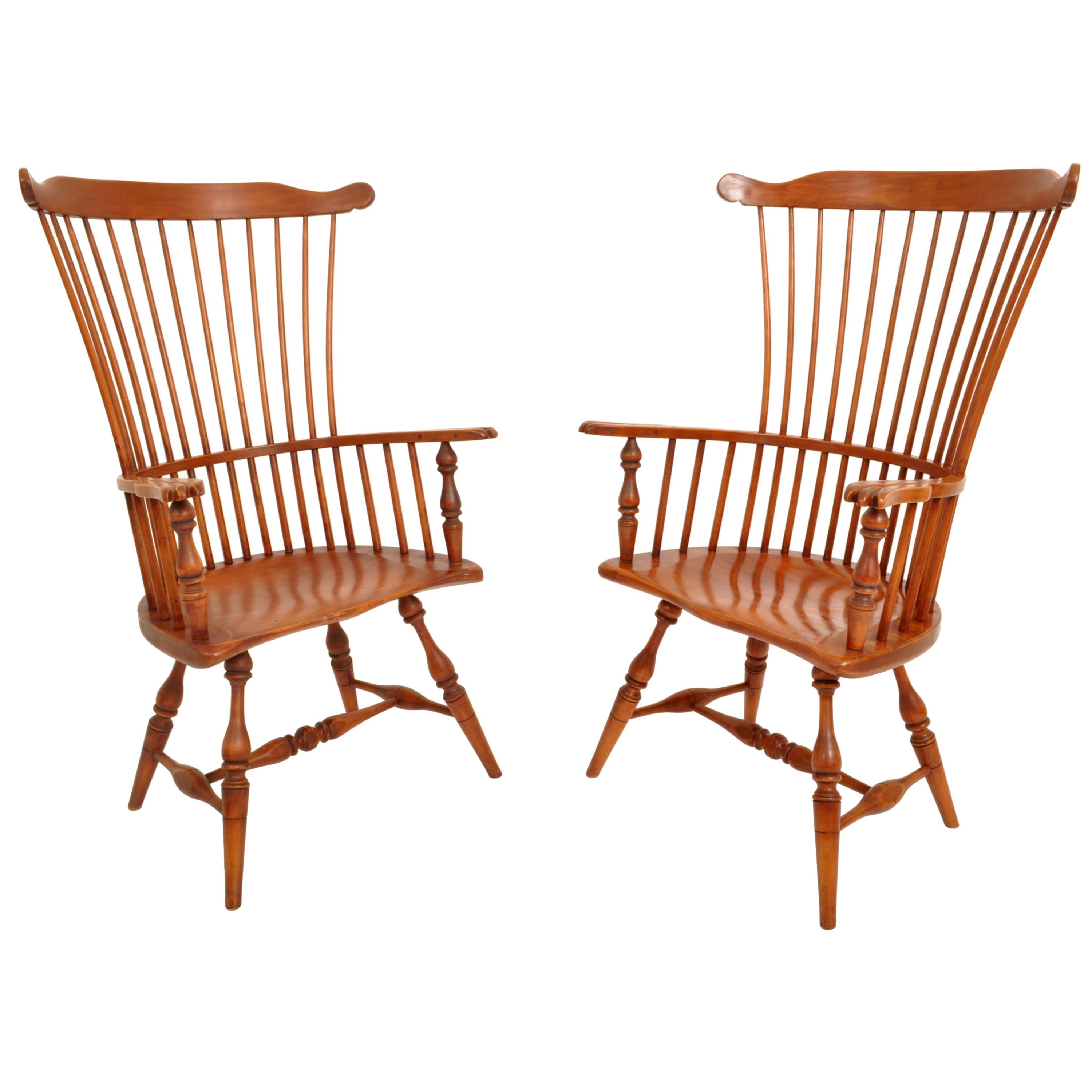 Pair of Antique Cherry Comb Fan Back Windsor Armchairs Pennsylvania, circa 1900 In Good Condition In Portland, OR