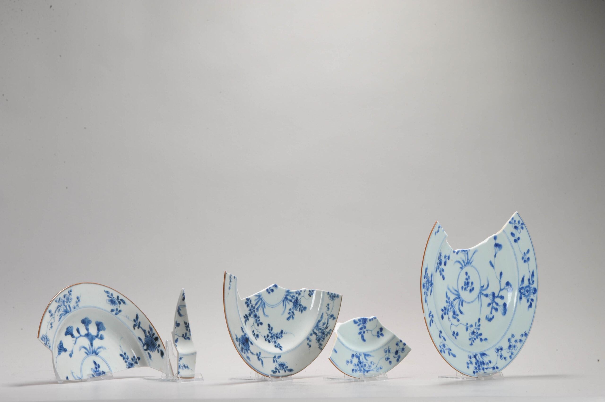 Condividiamo questo piatto blu e bianco per il restauro.

Informazioni aggiuntive:
Materiale: Porcellana e ceramica
Regione di origine: Cina
Tipo di decorazione / Colore: Blue & Whiting
Periodo: xVIII secolo
Condit: Danneggiato, tutti i pezzi sono