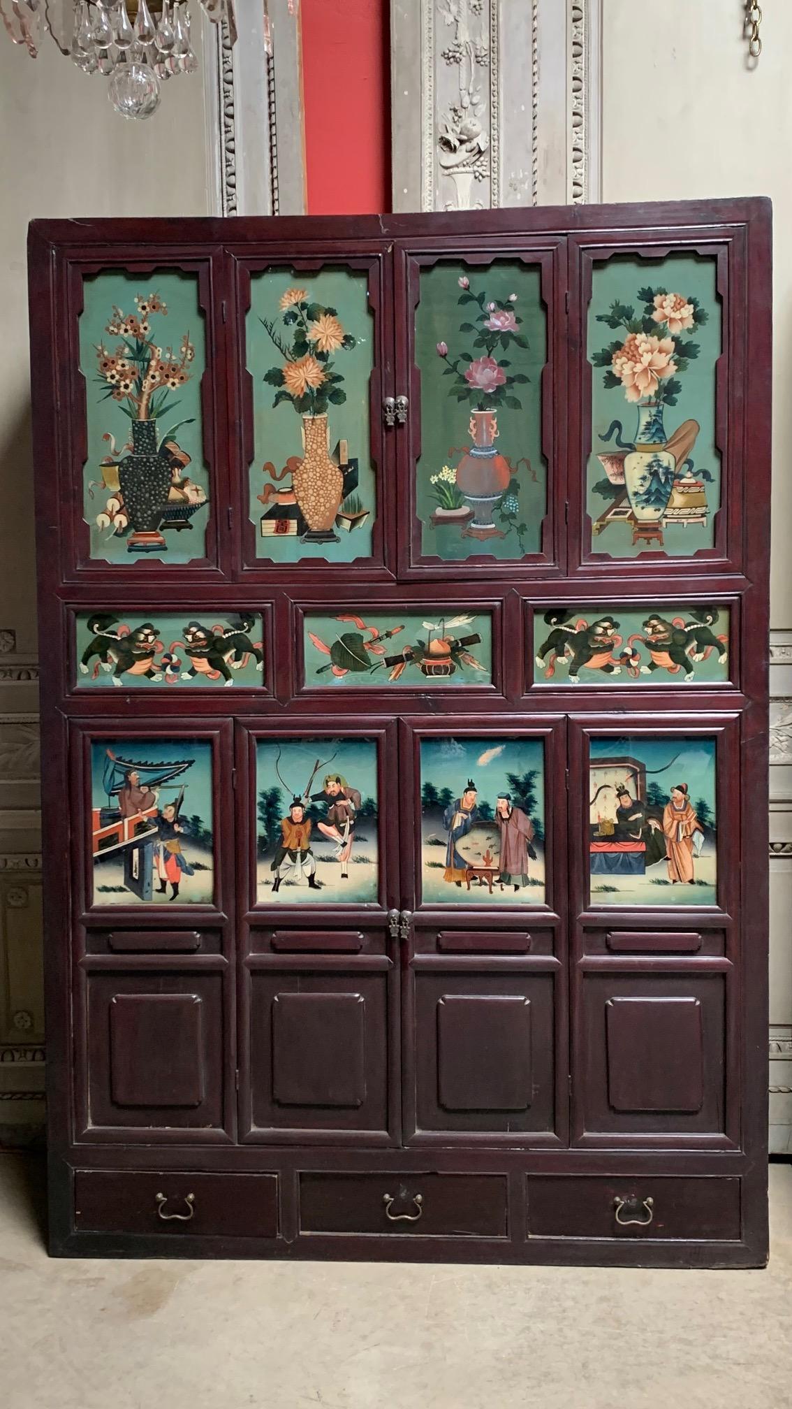Qing Pair of Antique Chinese Cabinets with Reverse Painted Glass Panels For Sale