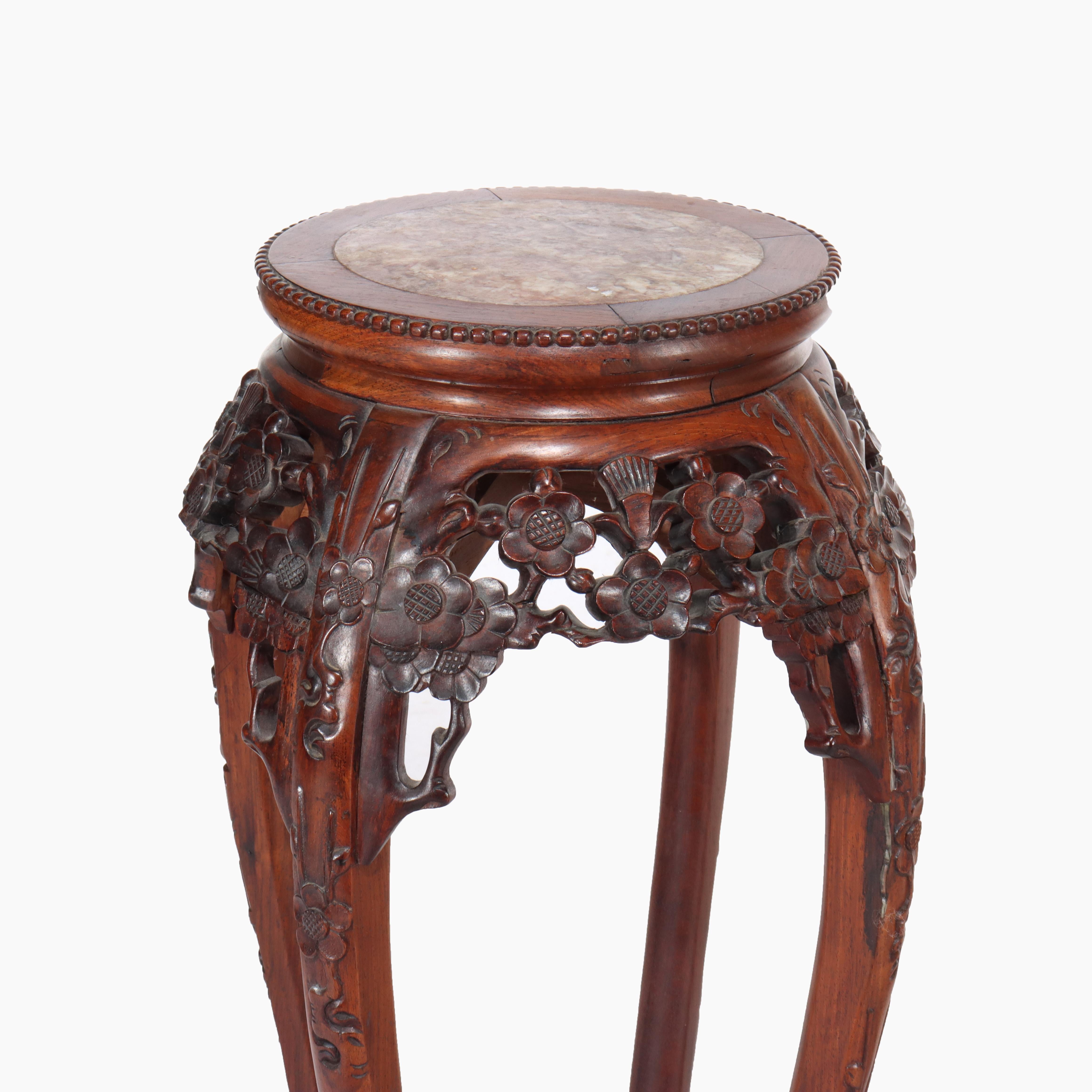 Marbre Paire d'anciens supports de sculptures chinoises en bois de rose sculpté et en marbre rouge, vers 1920 en vente