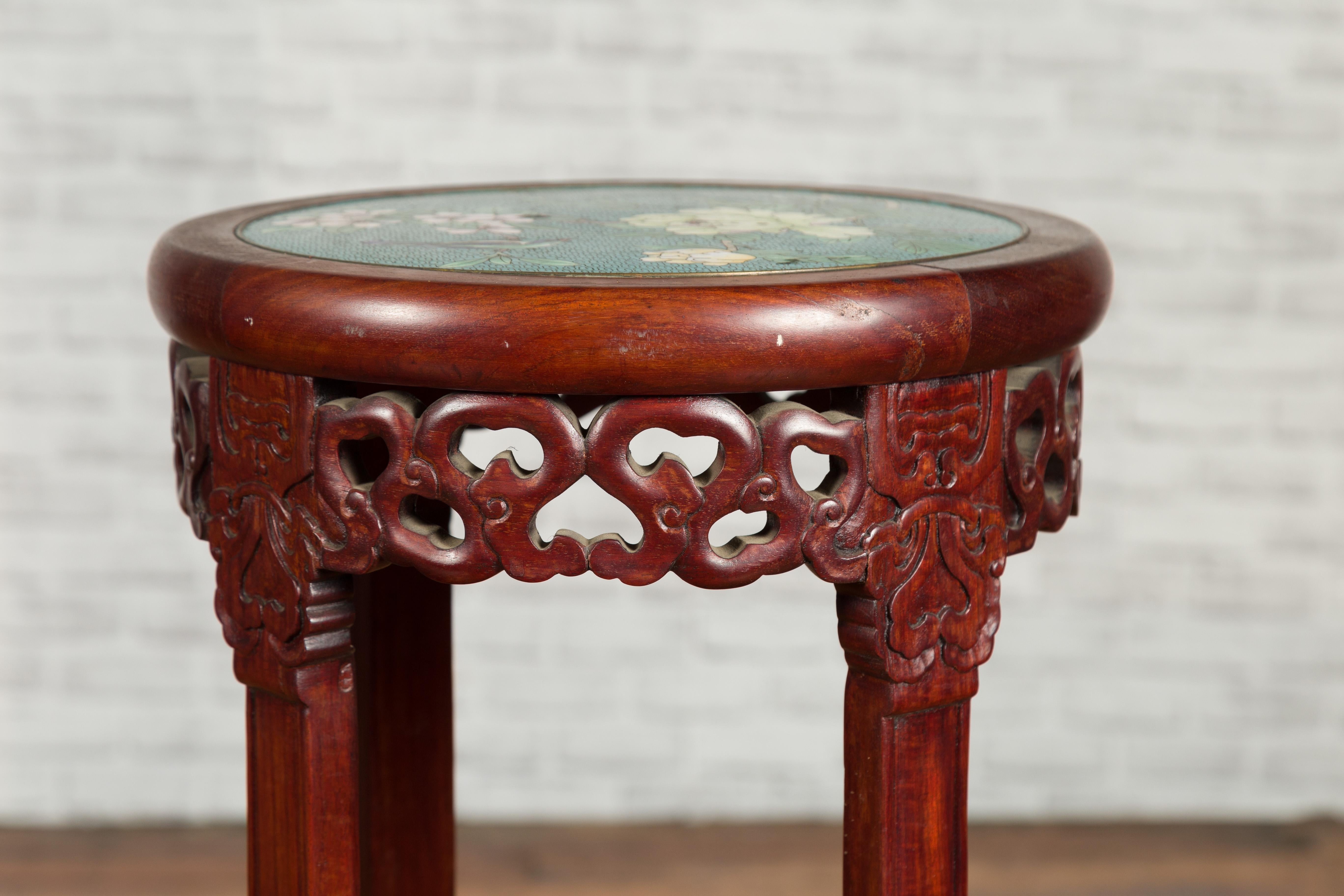 Pair of Antique Chinese Carved Round Stands with Painted Floral and Bird Décor For Sale 2
