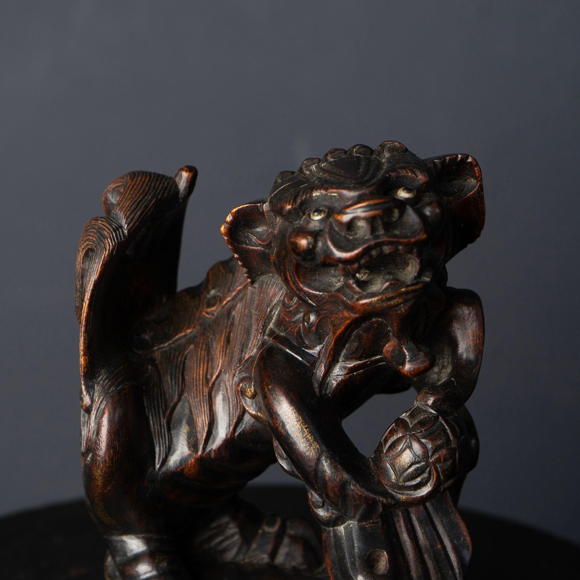 19th Century Pair of Antique Chinese Carved Wooden Foo Dogs or Guardian Lion Statues, Qing