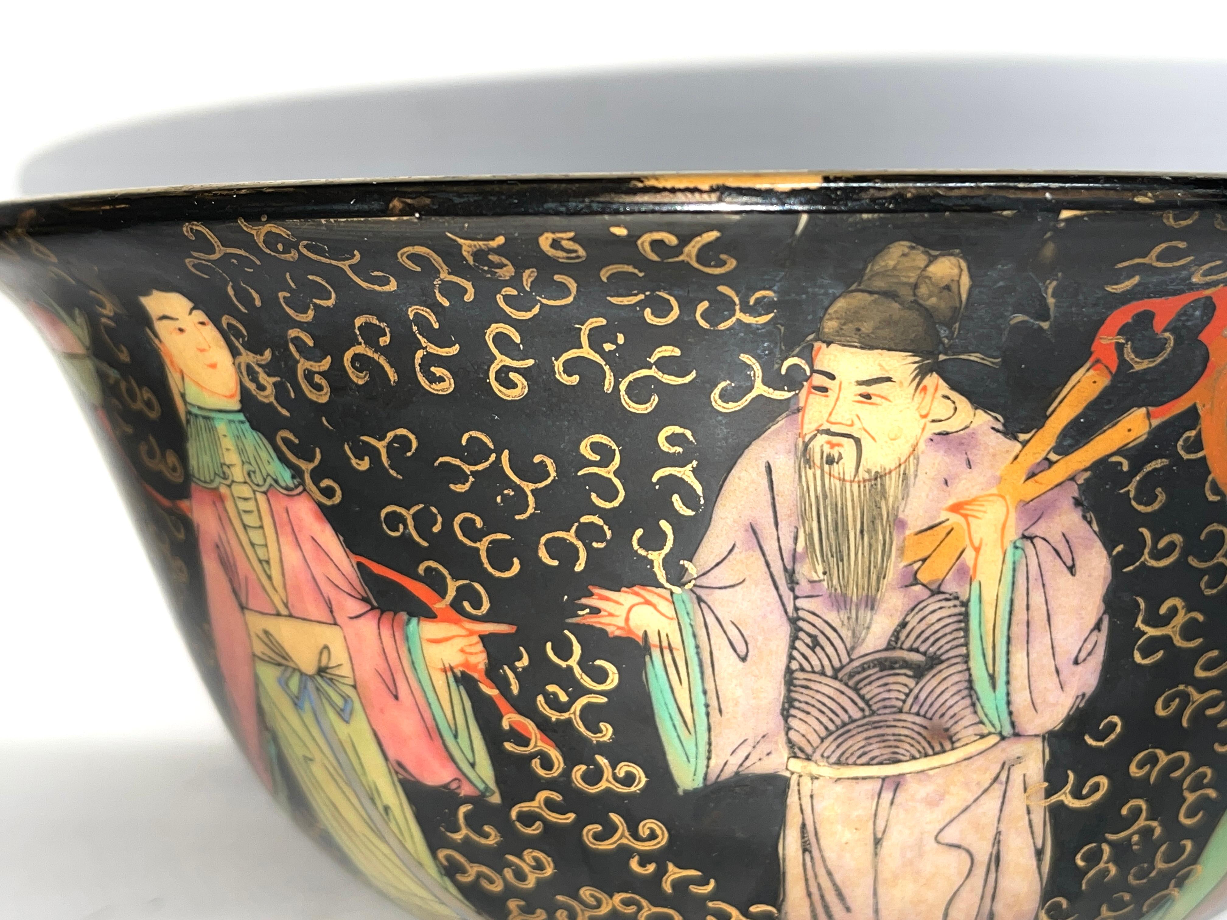 Pair of Antique Chinese Ceramic Bowls, 20th Century, Asian Art For Sale 7