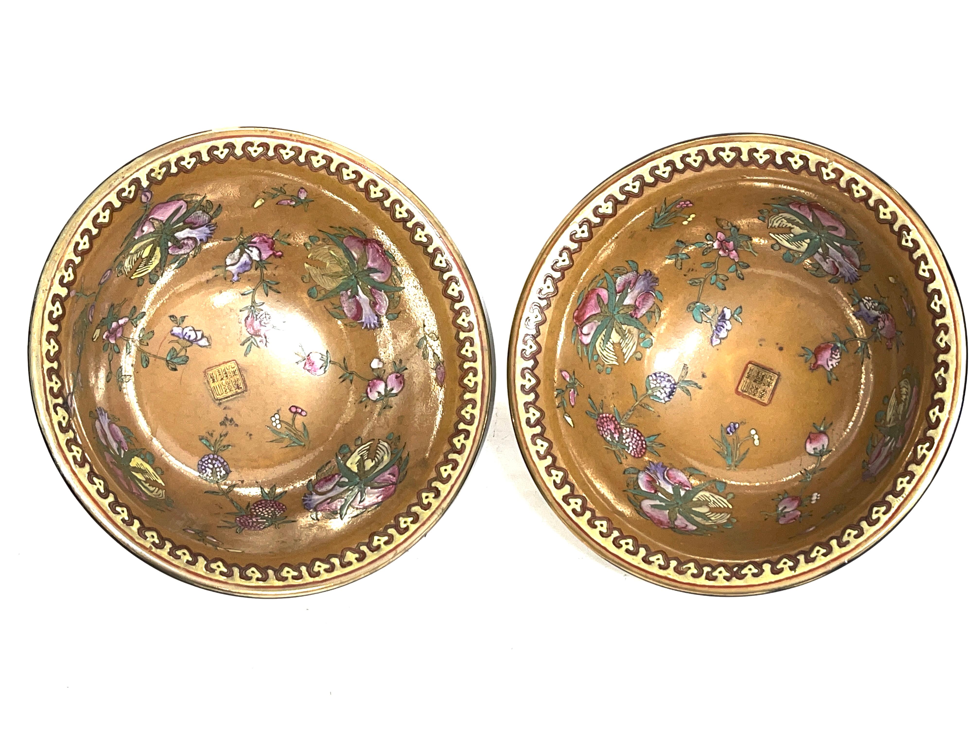 Pair of Antique Chinese Ceramic Bowls, 20th Century, Asian Art For Sale 2