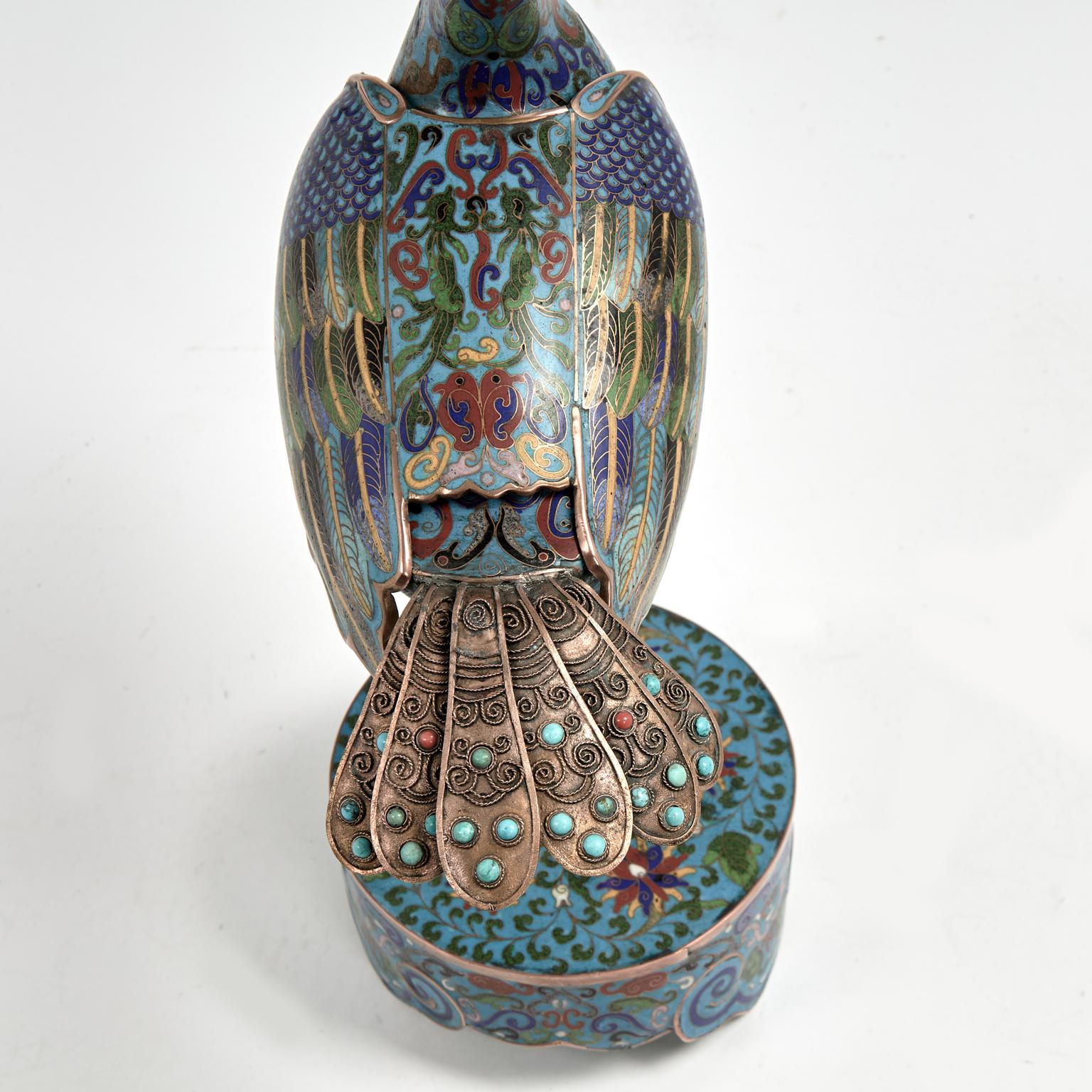 Coppia di antichi uccelli cinesi in cloisonne in vendita 5