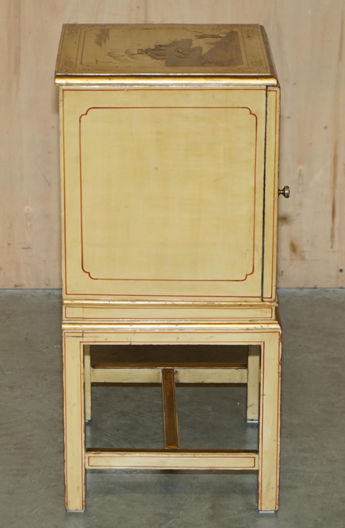 PAiR OF ANTIQUE CHINESE EXPORT HAND PAINTED & LACQUERED NIGHTSTANDS SIDE TABLES im Angebot 9