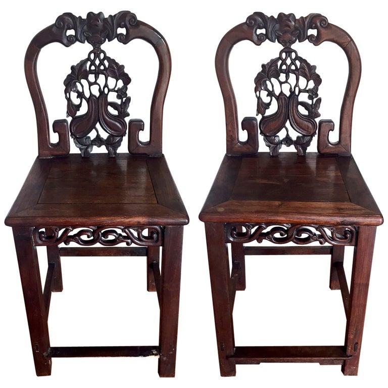 Paire de chaises d'appoint chinoises anciennes en bois dur Dynasty Qing en vente 10