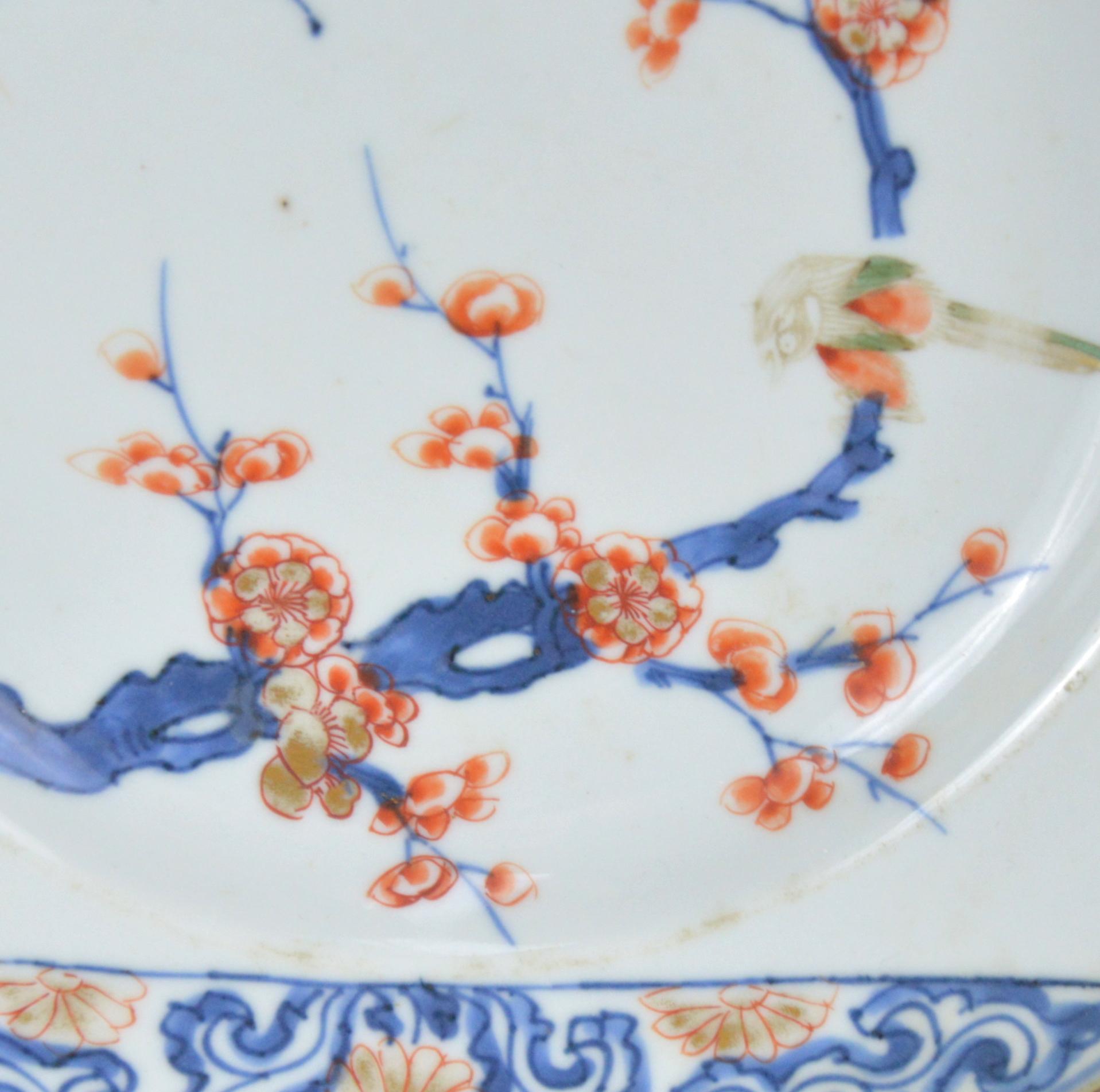 Porcelain Pair of Antique Chinese Imari Plates 18th Century Kangxi Period