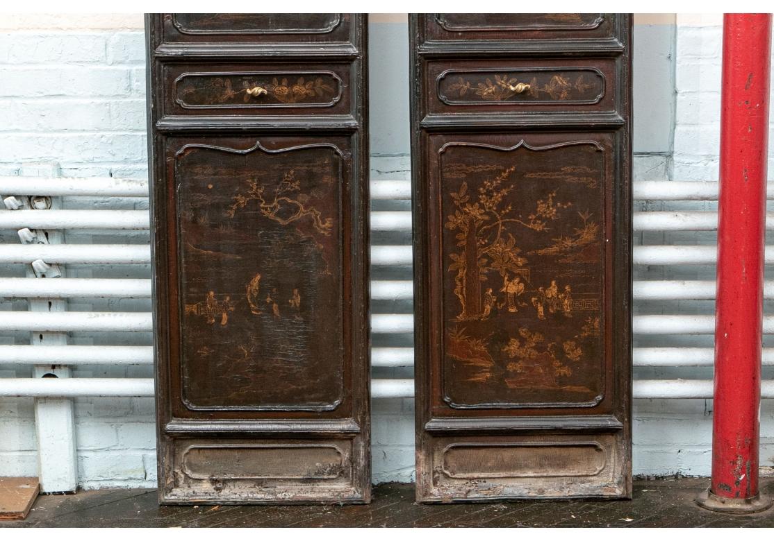 Qing Pair of Antique Chinese Lacquered and Gilt Decorated Wood Door Panels For Sale