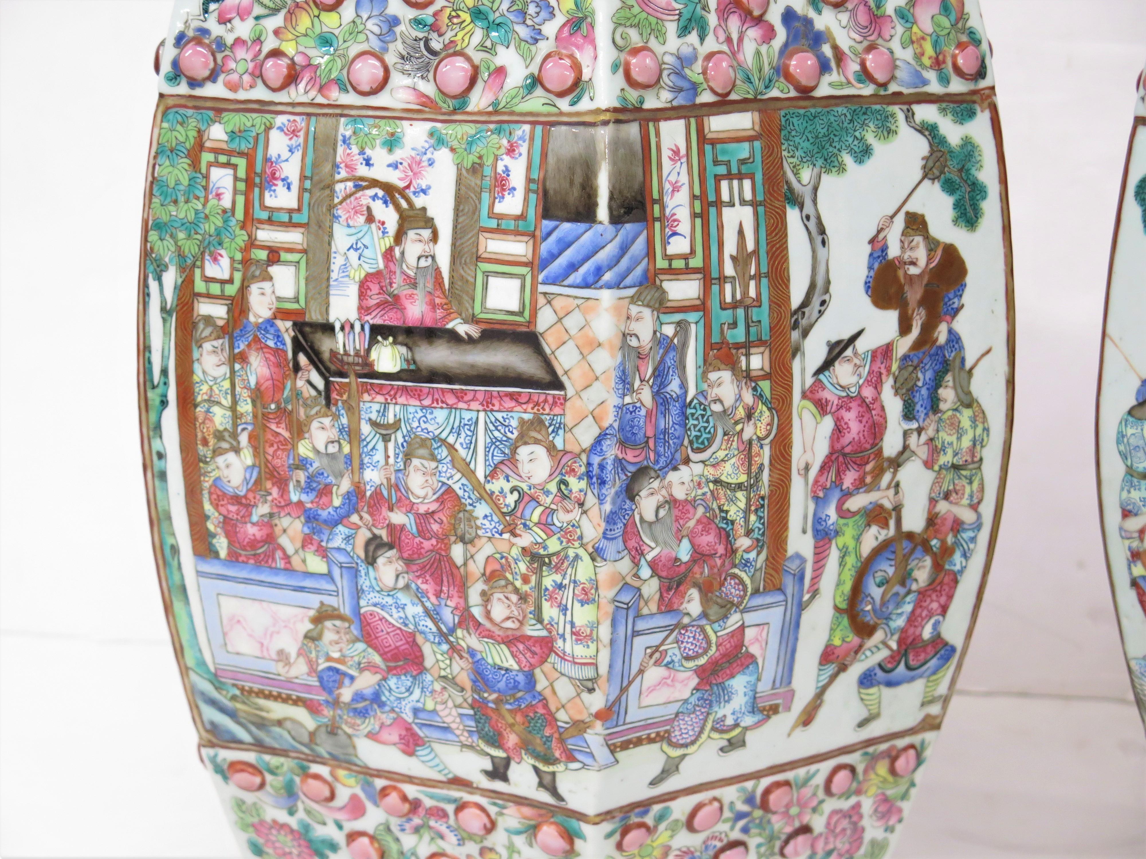 Pair of Antique Chinese Porcelain Faceted Barrel Shaped Garden Seats Family Rose For Sale 4