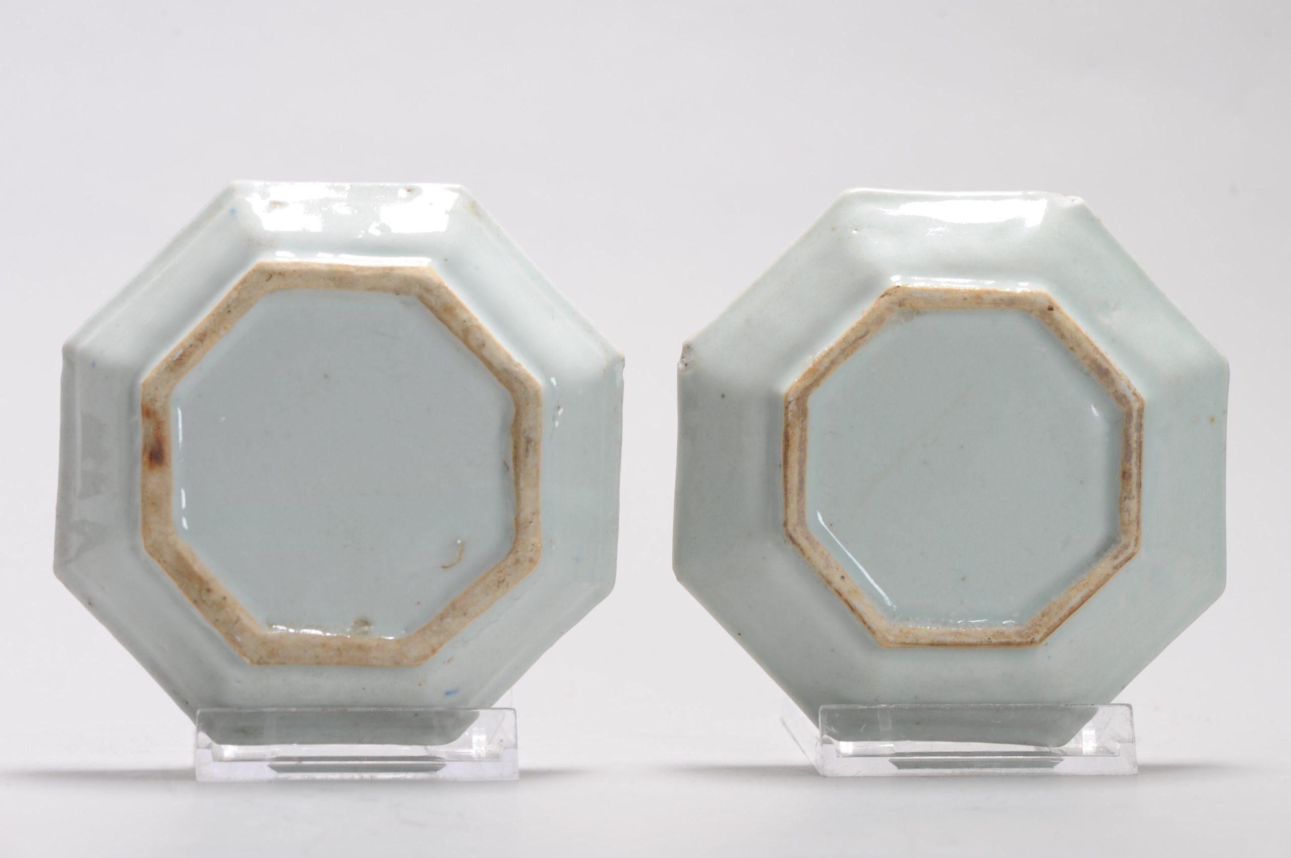 Pair of Antique Chinese Porcelain Kitchen Qing Dish Period Flowers Octagonal In Good Condition For Sale In Amsterdam, Noord Holland