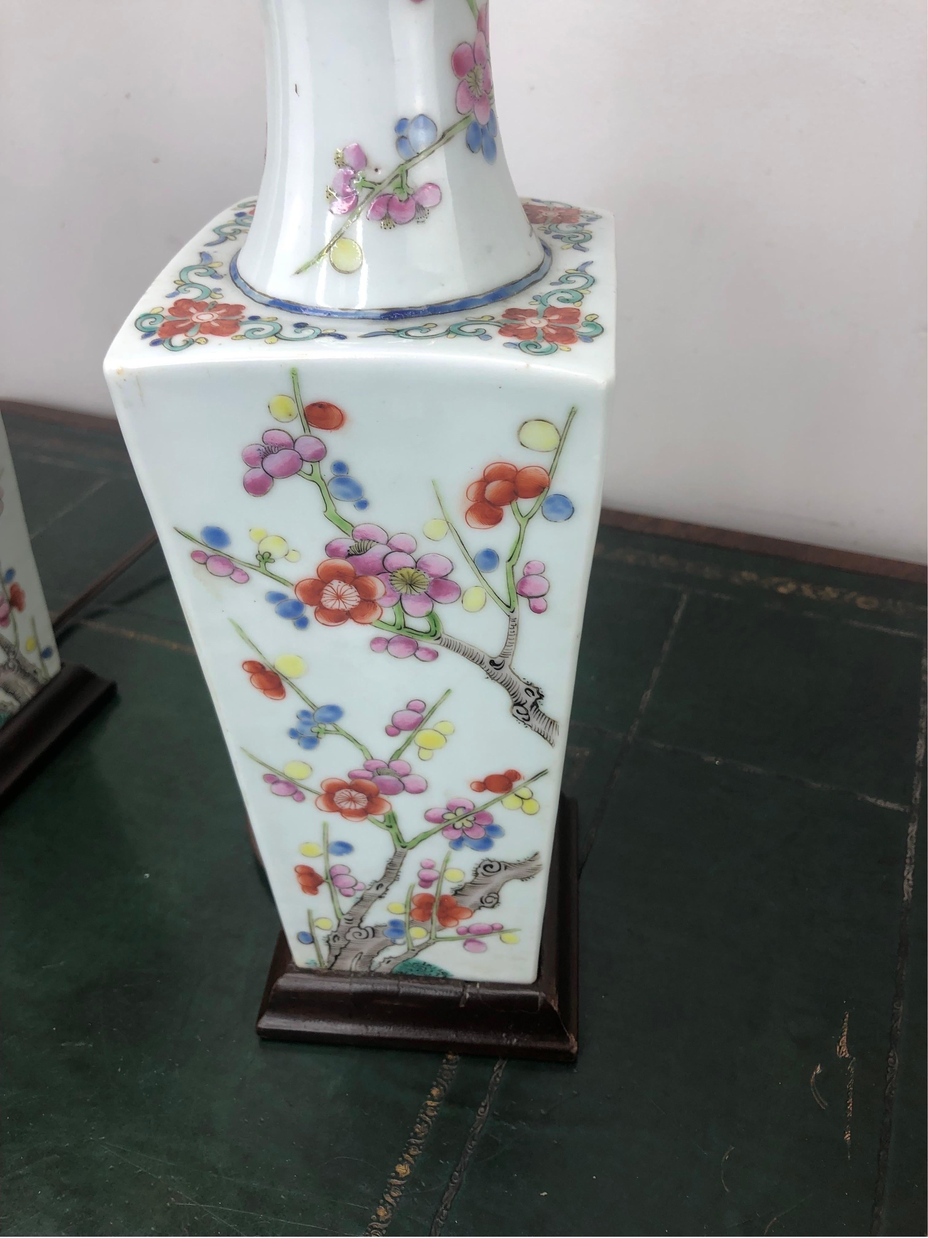 Pair of Antique Chinese Porcelain Lamps For Sale 6