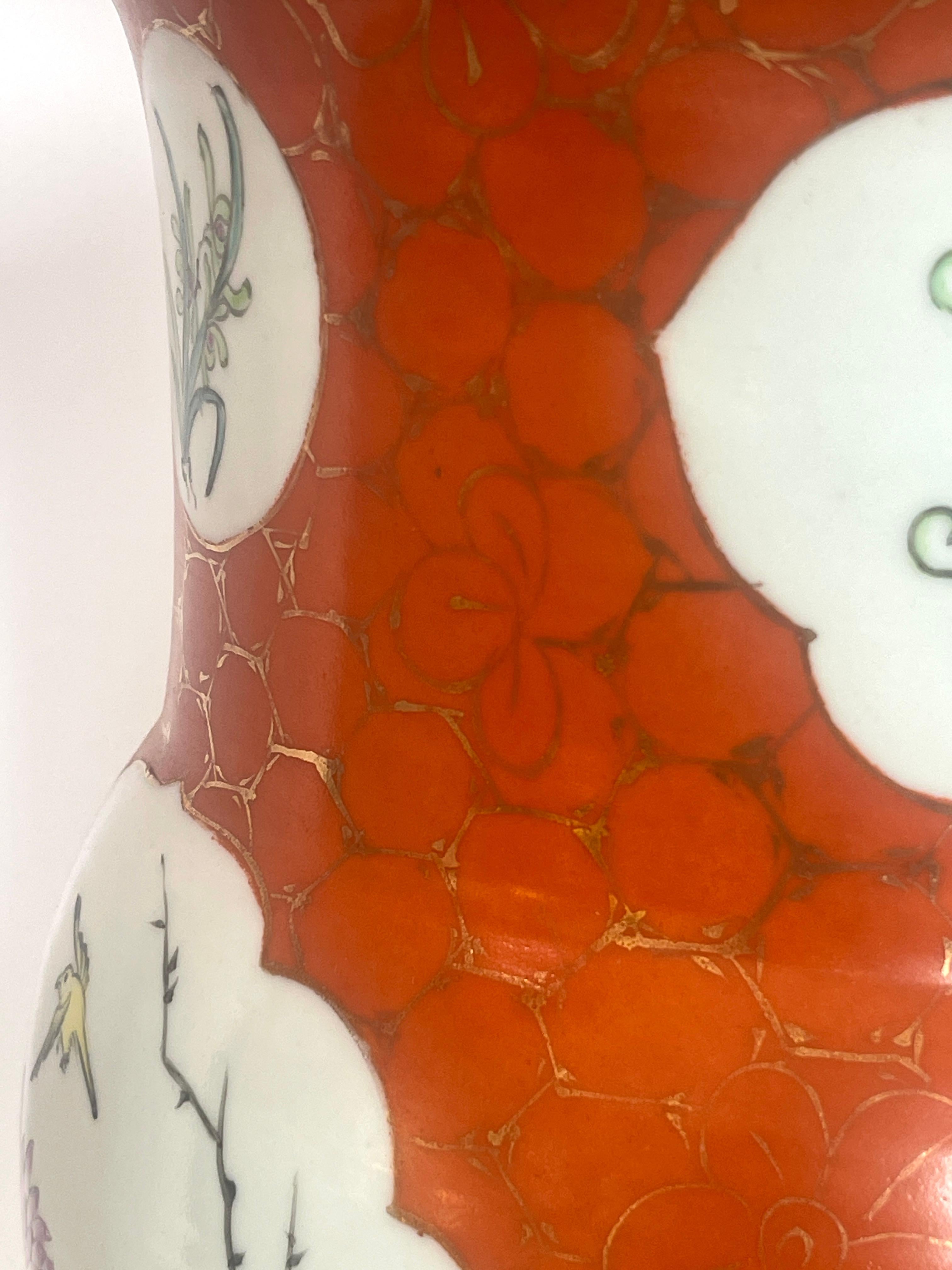 Paire de lampes Zhadou en porcelaine chinoise ancienne à motif de famille rose en vente 3
