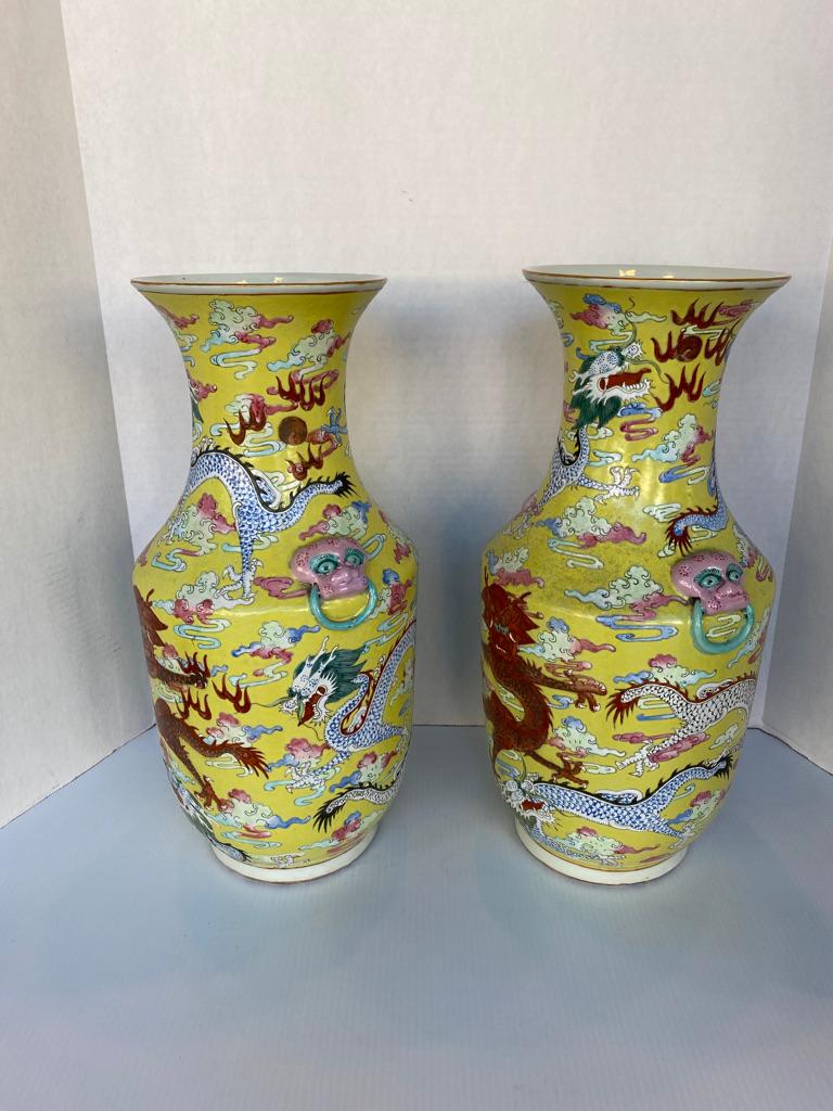 Chinese Export Pair of Antique Chinese Qing Dynasty Dragon Vases