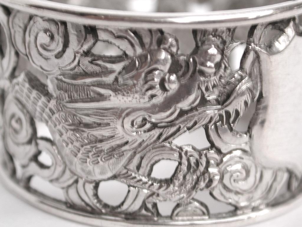 Early 20th Century Pair of Antique Chinese Silver Dragon Napkin Rings, circa 1900