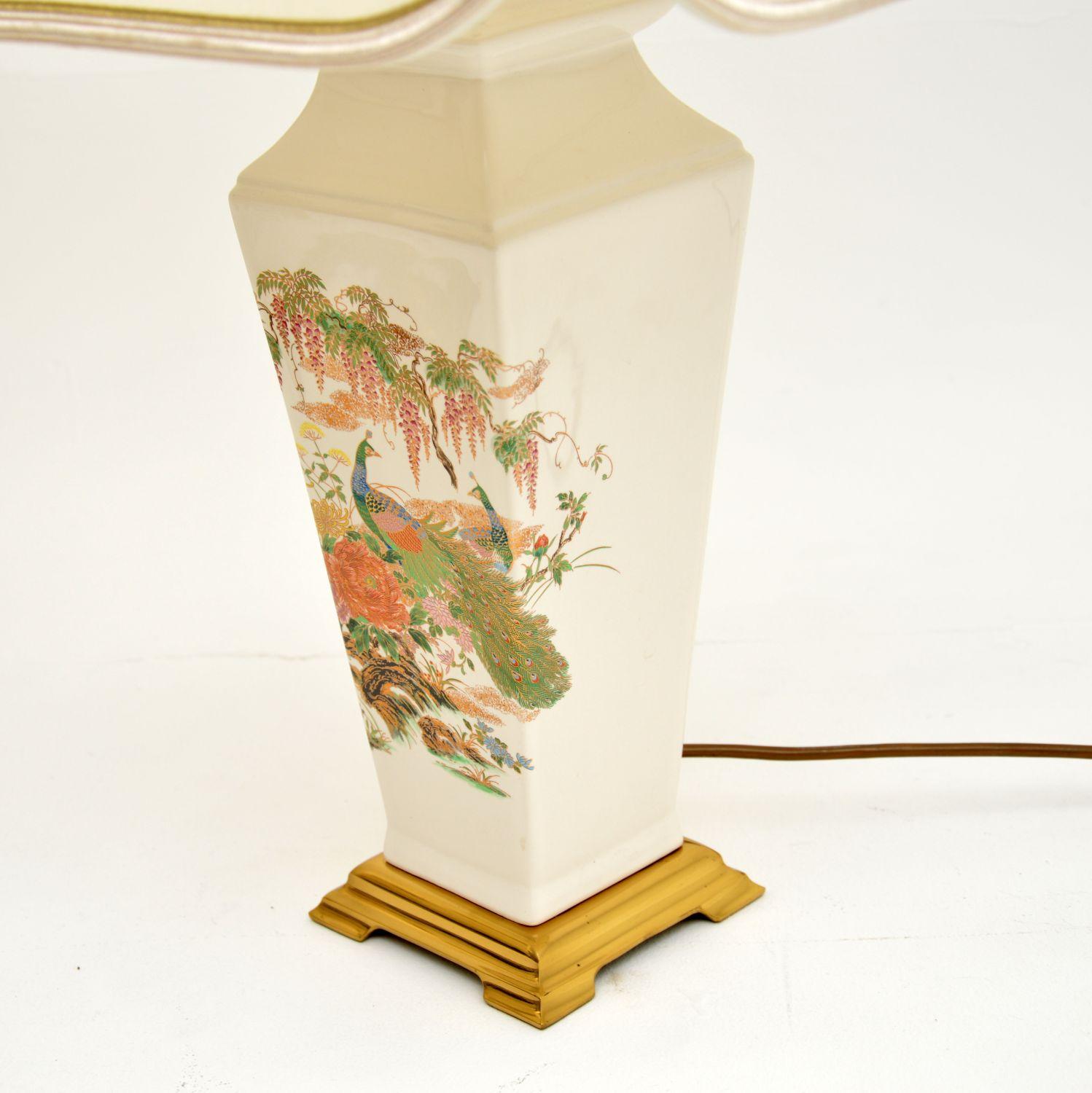 Pair of Antique Chinese Style Porcelain Table Lamps 4