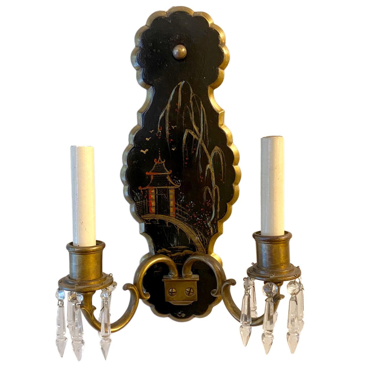 A pair of circa 1920s English hand painted chinoiserie bronze sconces.
Measurements:
Height 15