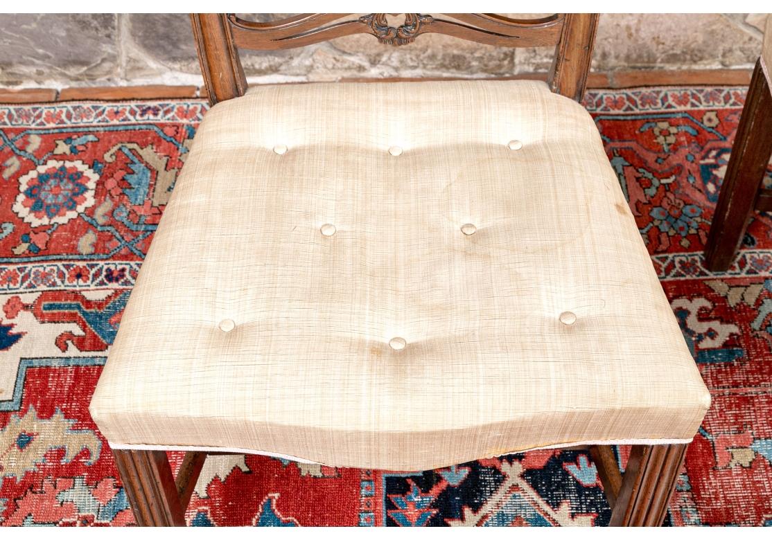 Paire de chaises d'appoint anciennes de style Chippendale à dossier ruban en vente 5