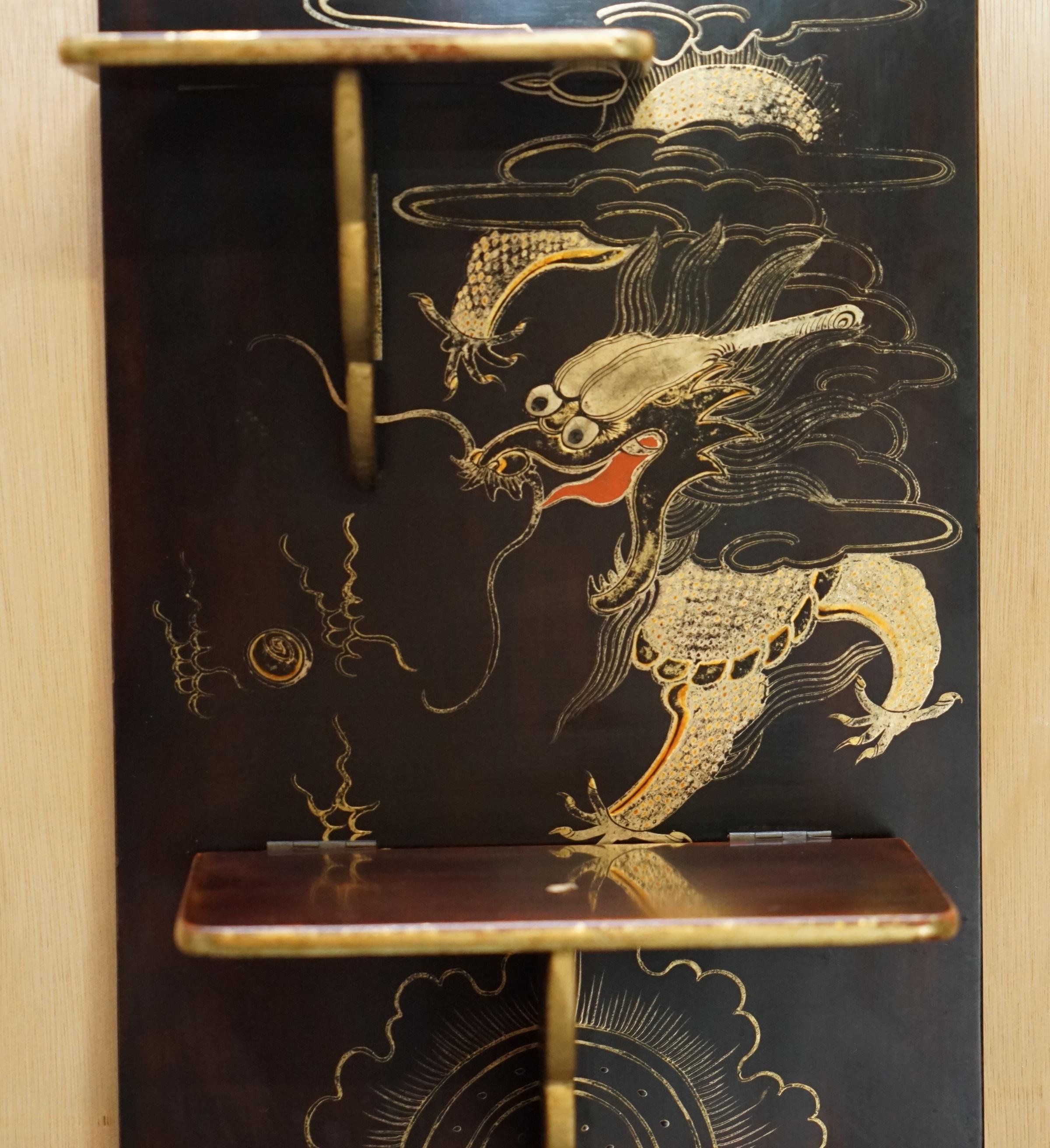 PAIRE D'ÉLÉMENTS ANTIQUES CIRCA 1900 EXPORTATION CHINOISERIE DRAGON ÉLÉMENTS PLIANTS en vente 9