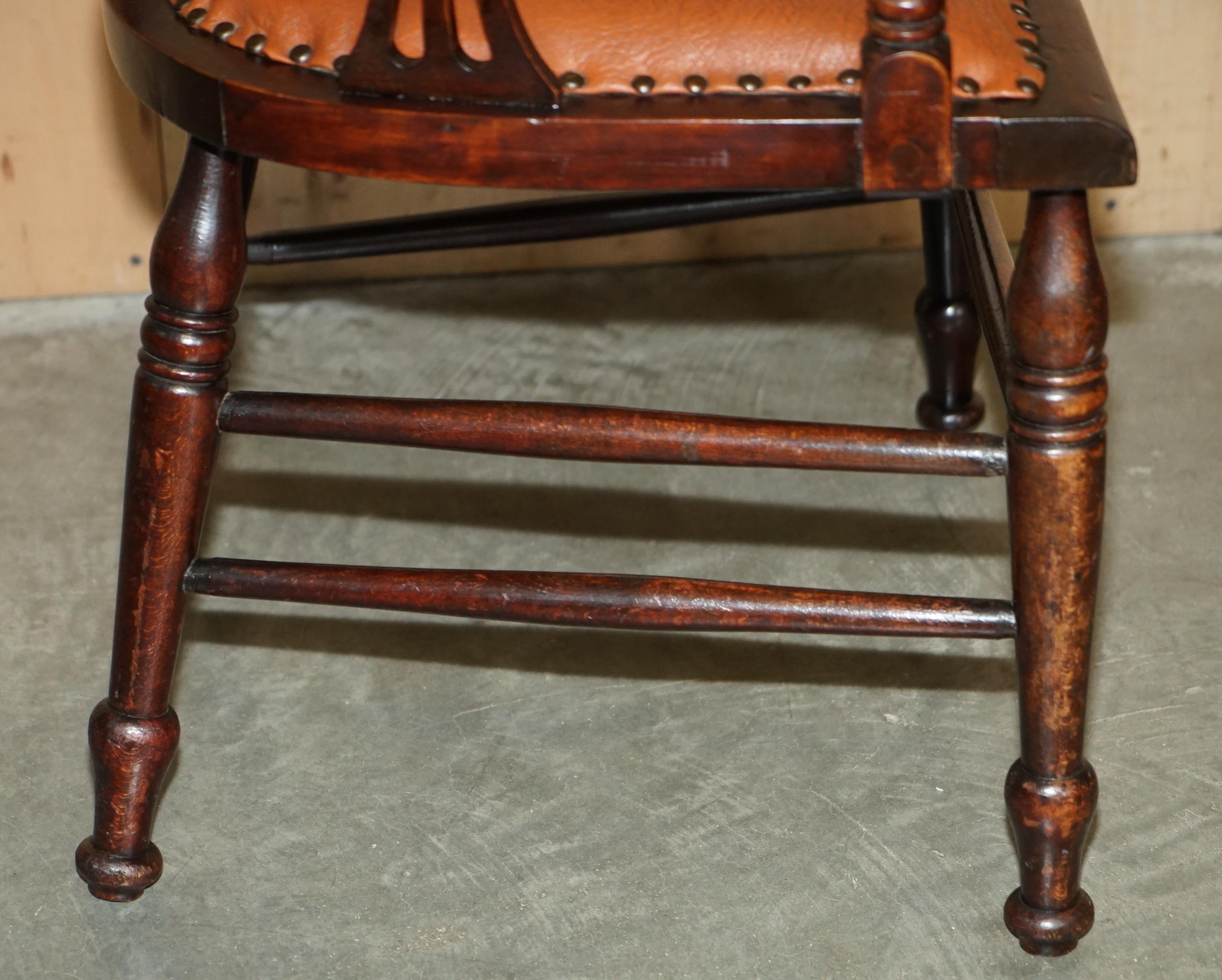 PAIR OF ANTIQUE CIRCA 1900 EDWARDIAN HARDWOOD & WALNUT INLAID CAPTAINS ARMCHAIRs For Sale 4