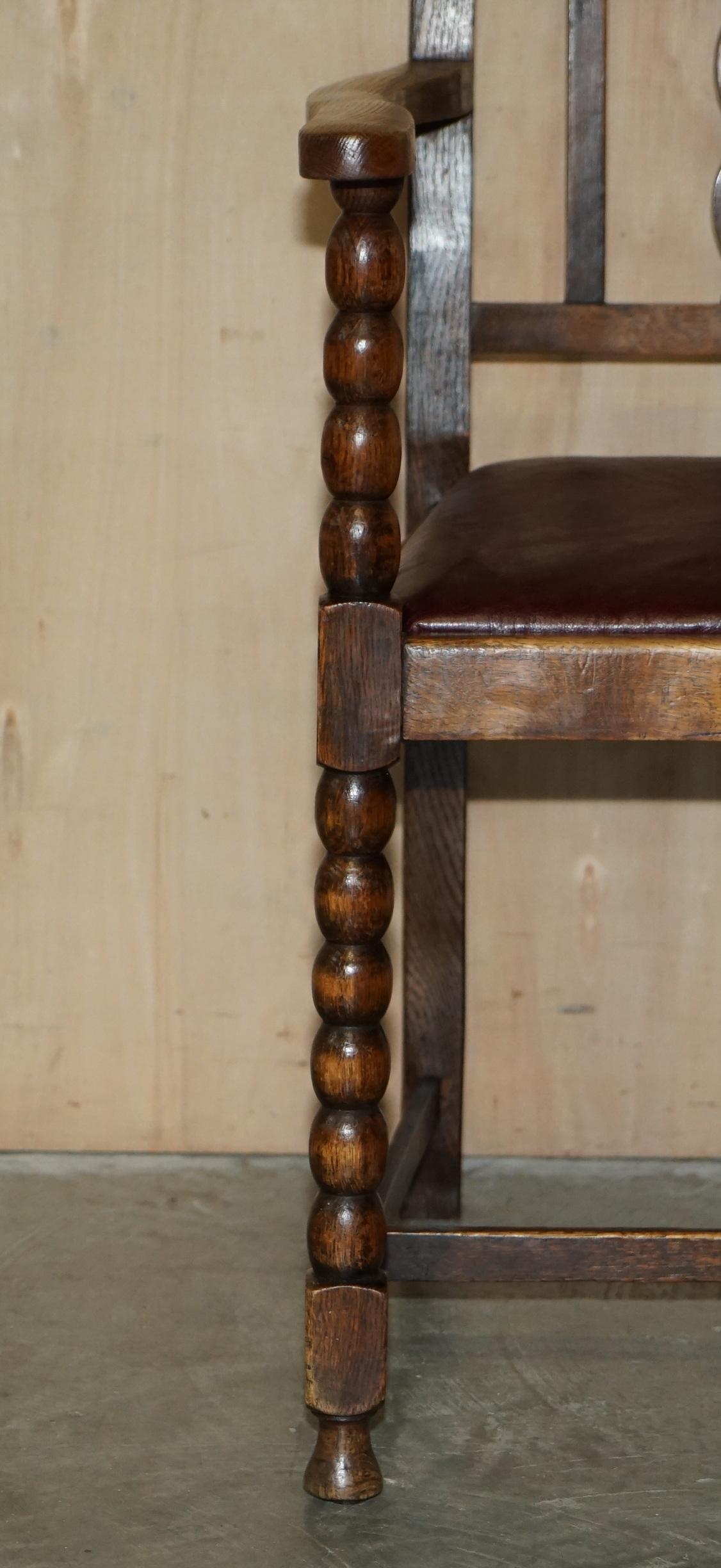 Pair of Antique circa 1900 Edwardian Scottish Oak Bobbin Turned Carver Armchairs For Sale 7