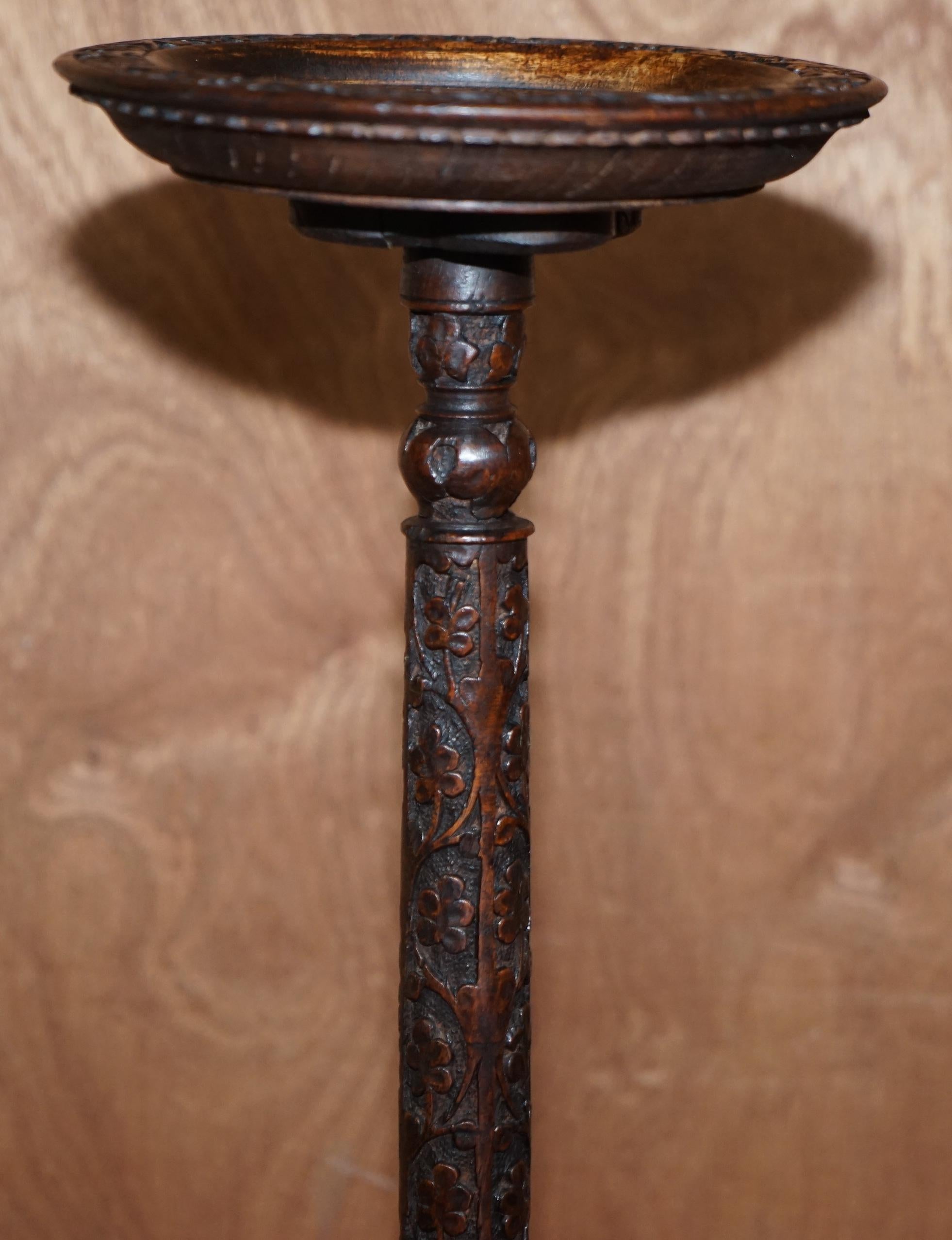 Early 20th Century Pair of Antique circa 1900 Heavily Carved Anglo Indian Jardiner Pedestal Stands