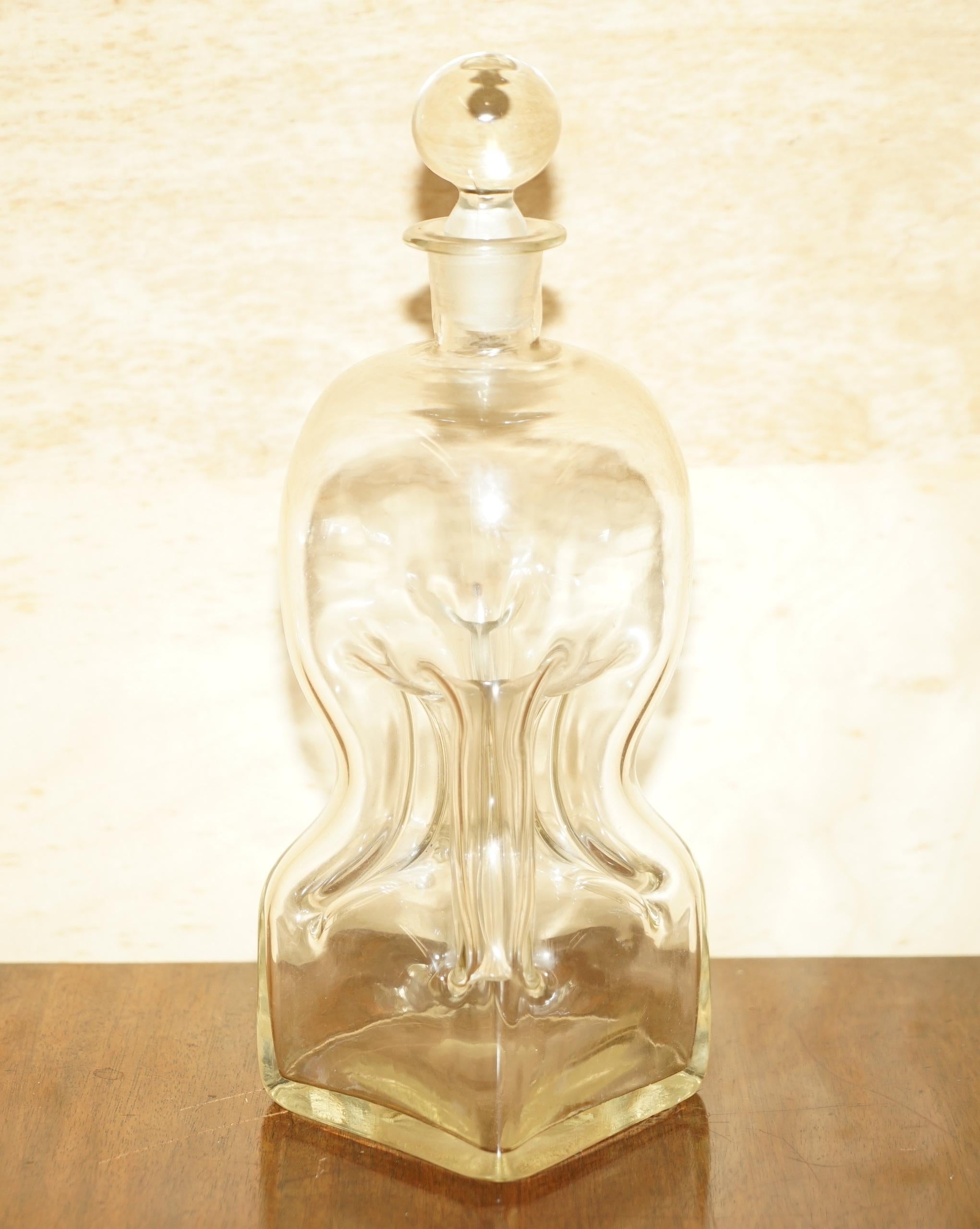 Pareja de decantadores de pellizco antiguos de hacia 1900 para servir whisky Bourbon Vodka Ginebra en venta 3