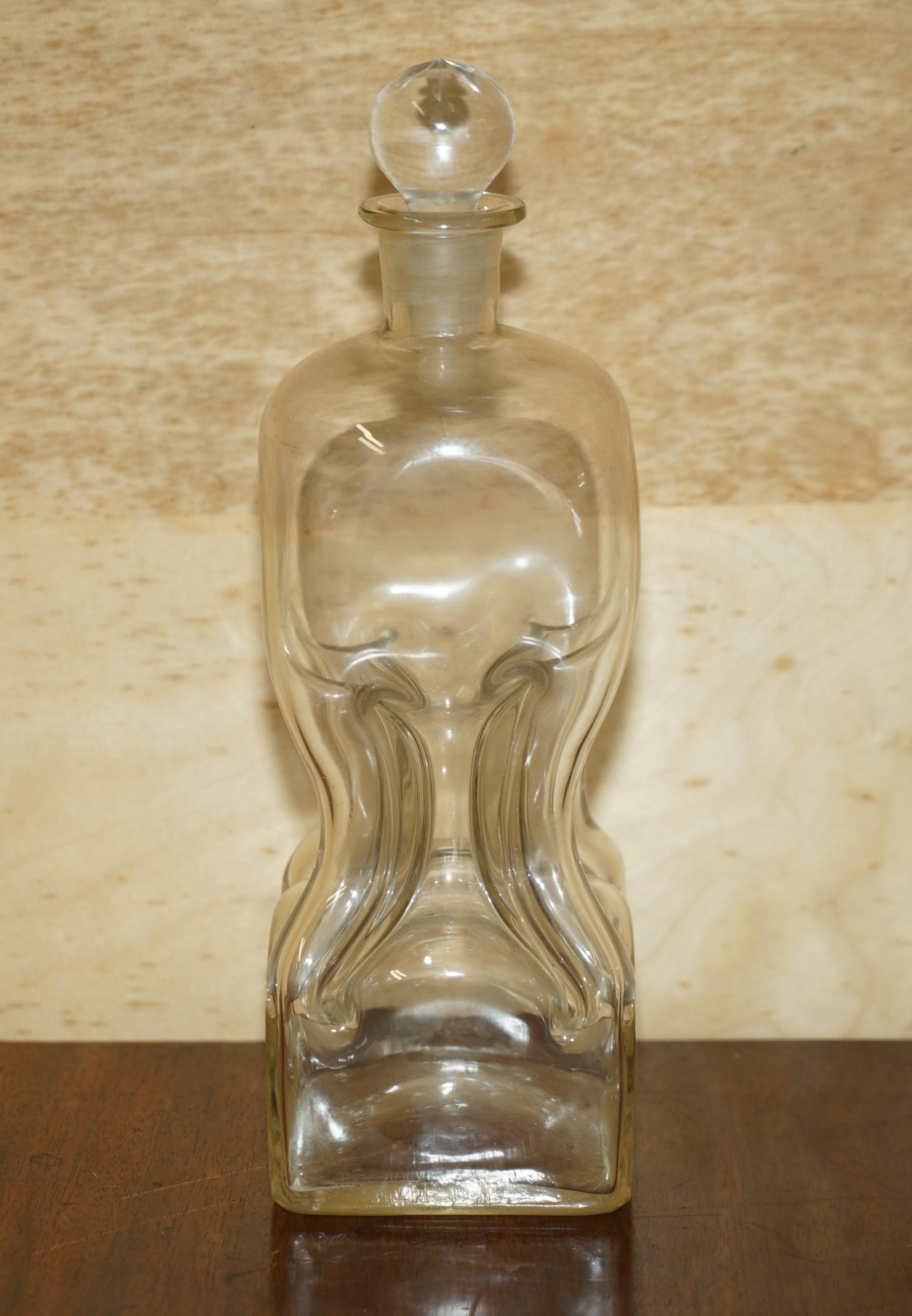 Hand-Crafted Pair of Antique circa 1900 Pinch Decanters for Serving Whiskey Bourbon Vodka Gin For Sale