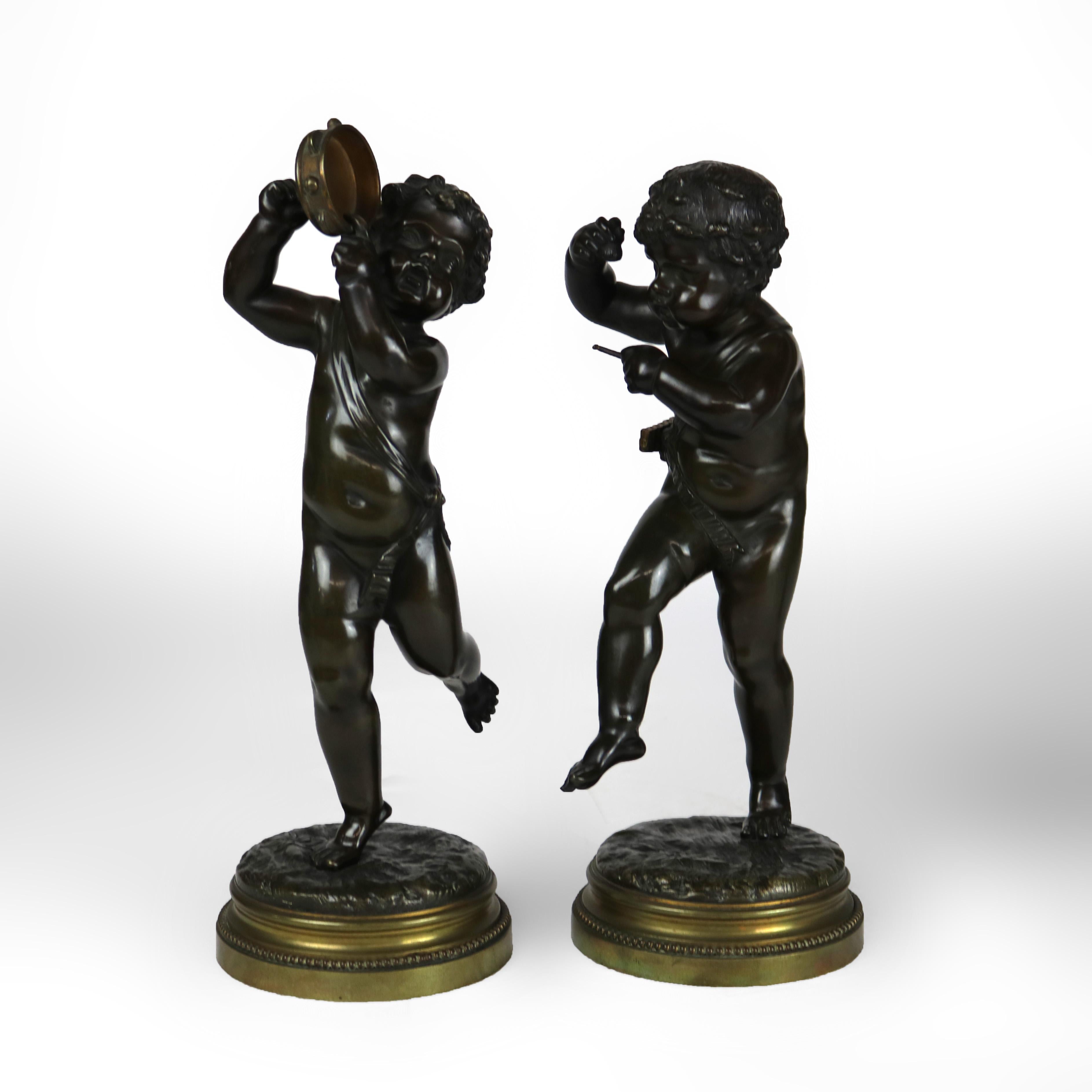 Coppia di sculture antiche in bronzo Clodion Cherubino Musico, firmate C1880

Misure - 13,5 