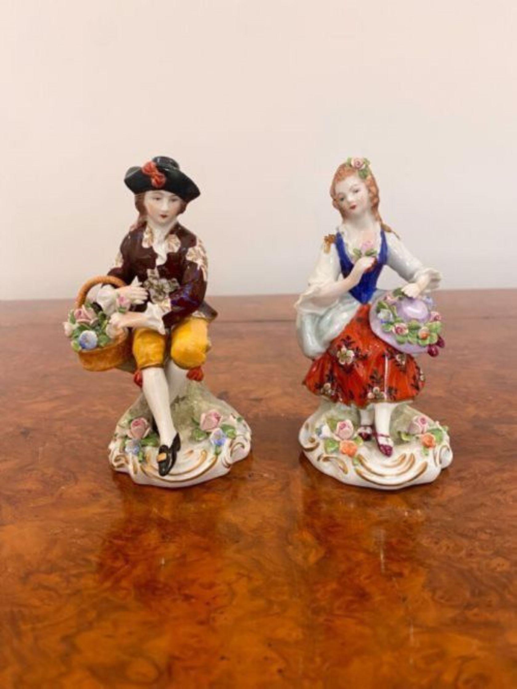 Porcelain Pair of antique continental porcelain figures For Sale